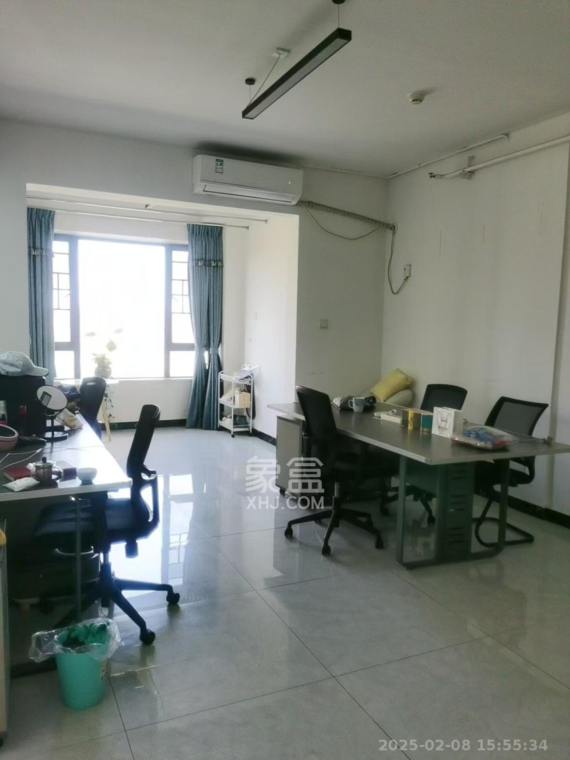 半山公馆(半山国际中心) 1室1厅1卫 4000.0元/月 半山公馆(半山国际中心) 1室1厅1卫 4000.0元/月室内图