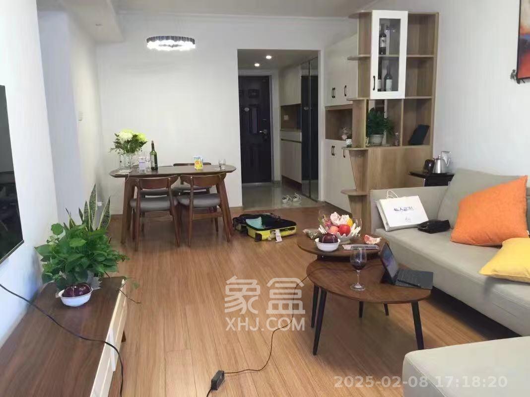 万科魅力之城  3室2厅2卫   2900.00元/月室内图
