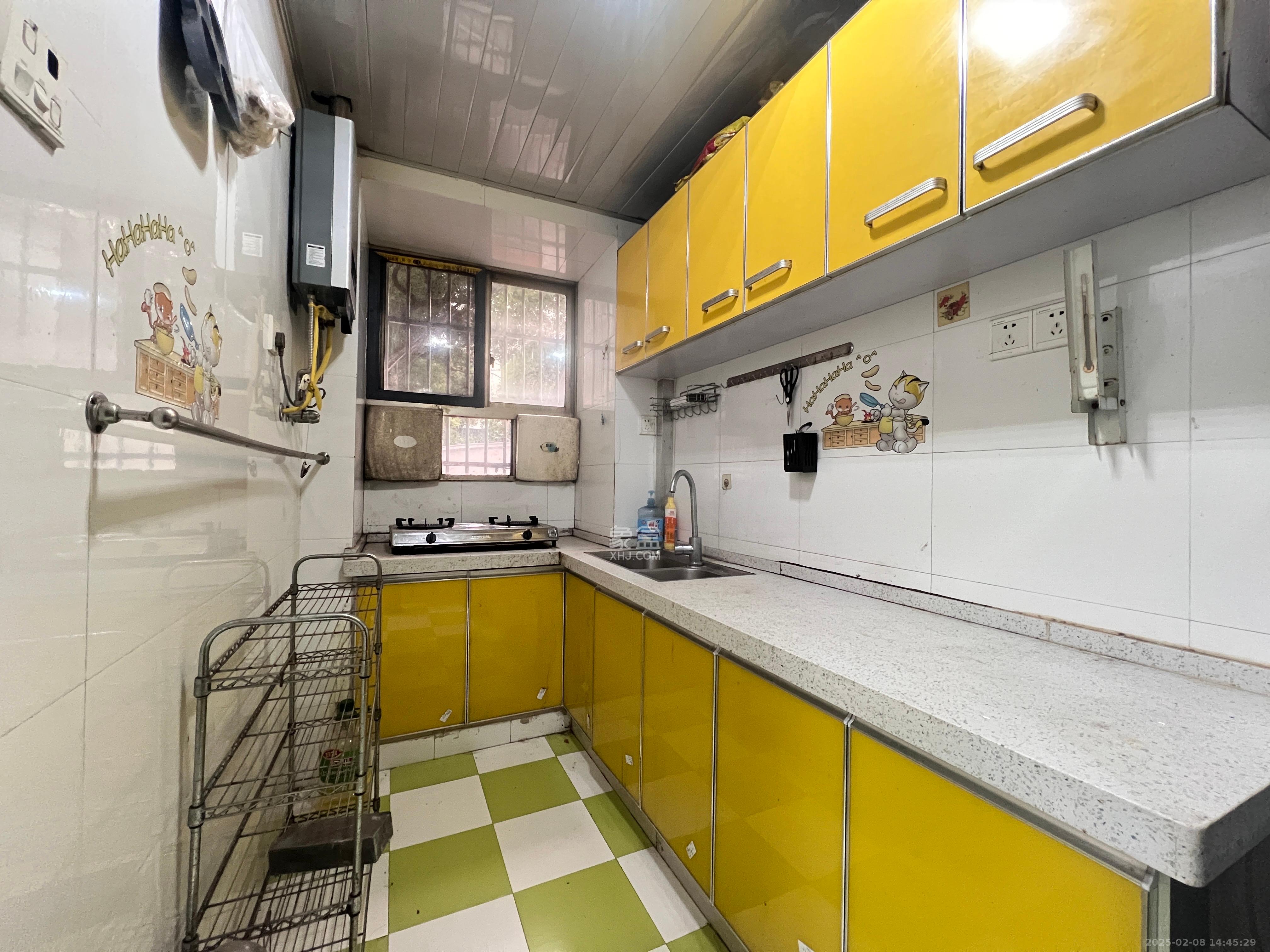 湘农桥社区  1室1厅1卫    2000.0元/月室内图