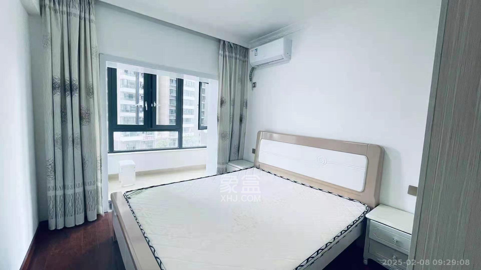 华银南苑融域  3室2厅1卫   2800.00元/月室内图