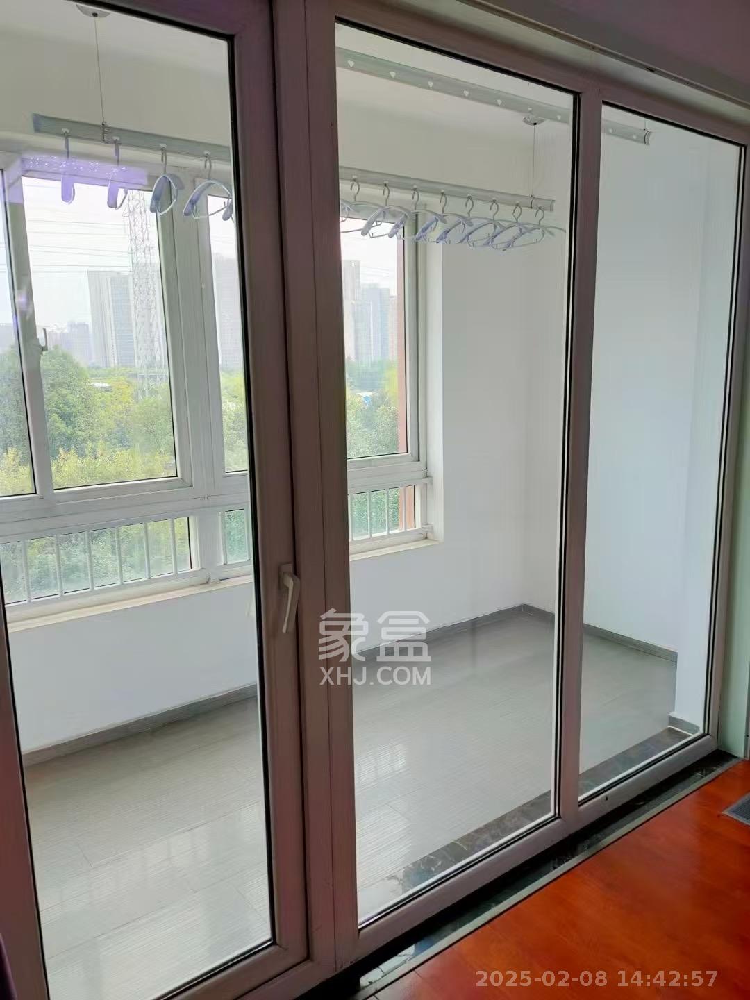 万国城(当代满庭春MOMA)一期 3室2厅2卫 3000.0元/月 万国城(当代满庭春MOMA)一期 3室2厅2卫 3000.0元/月室内图