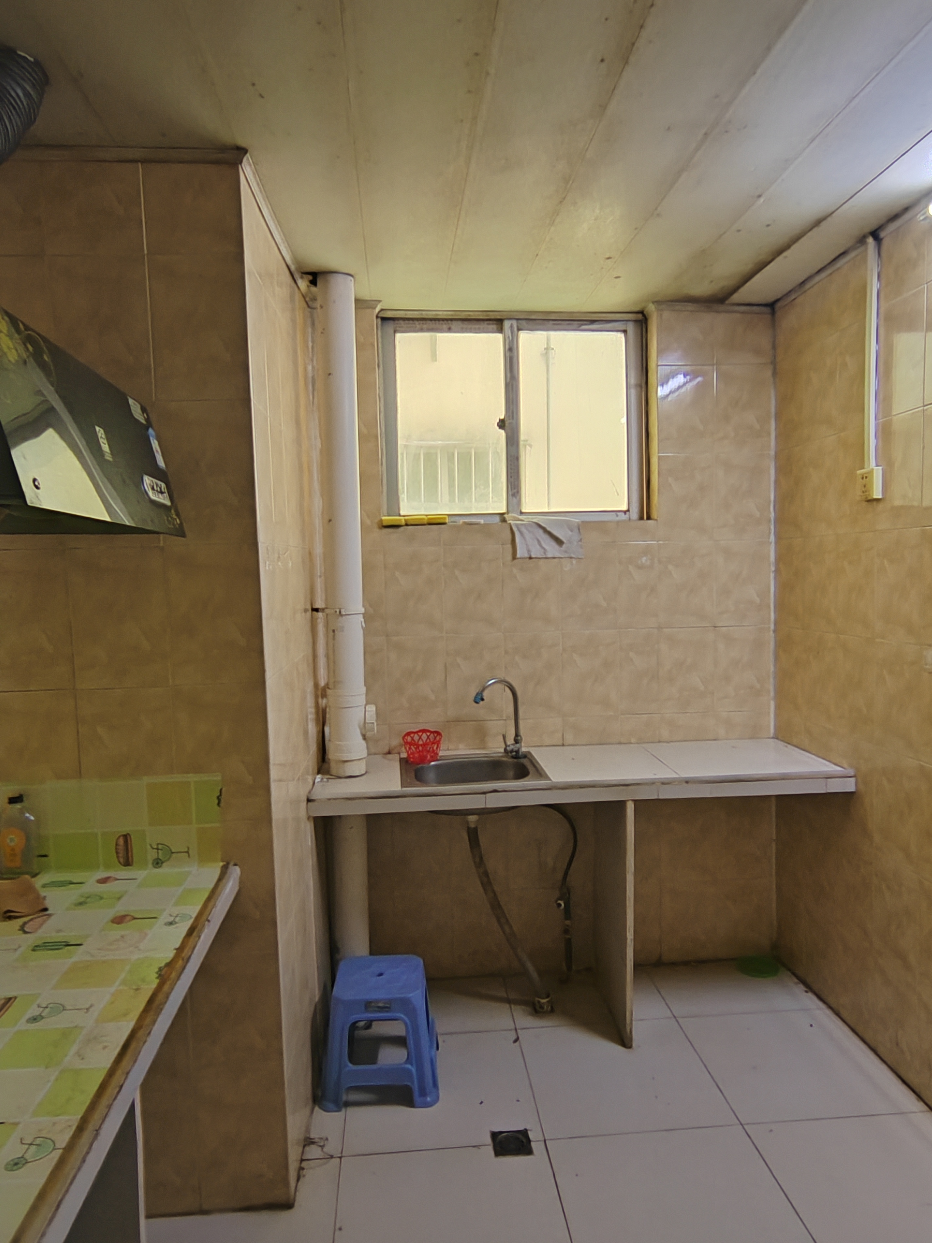 凤翔大厦  1室1厅1卫    65.0万 凤翔大厦  1室1厅1卫    65.0万