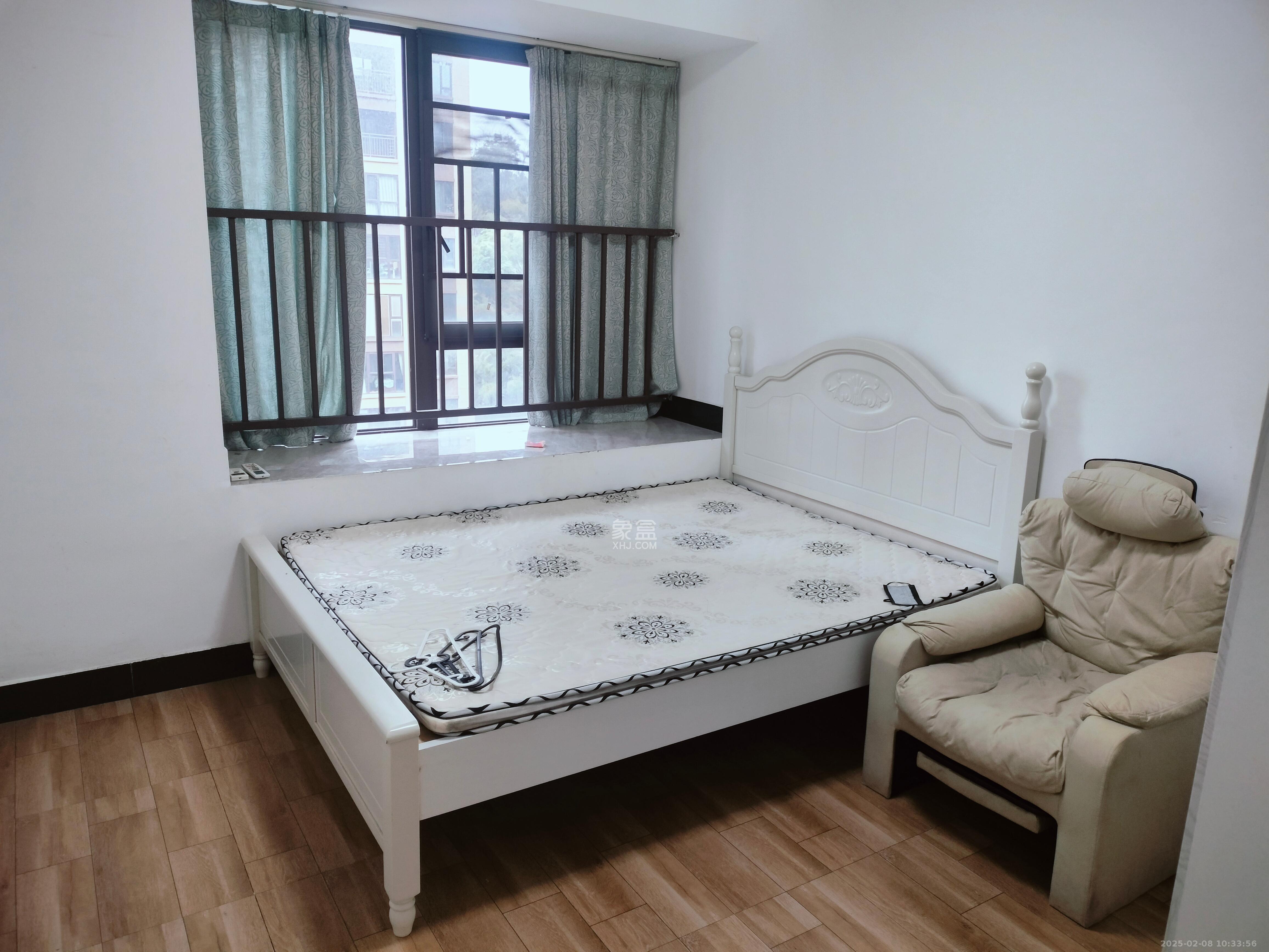 龙湖璟宸原著(龙湖紫宸) 4室2厅2卫 2400.0元/月 龙湖璟宸原著(龙湖紫宸) 4室2厅2卫 2400.0元/月室内图