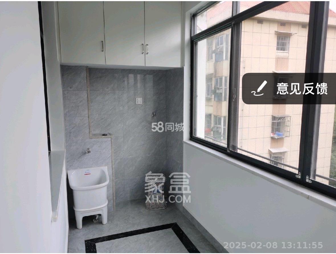 四方坪教师村 3室1厅1卫 2000.0元/月 四方坪教师村 3室1厅1卫 2000.0元/月室内图