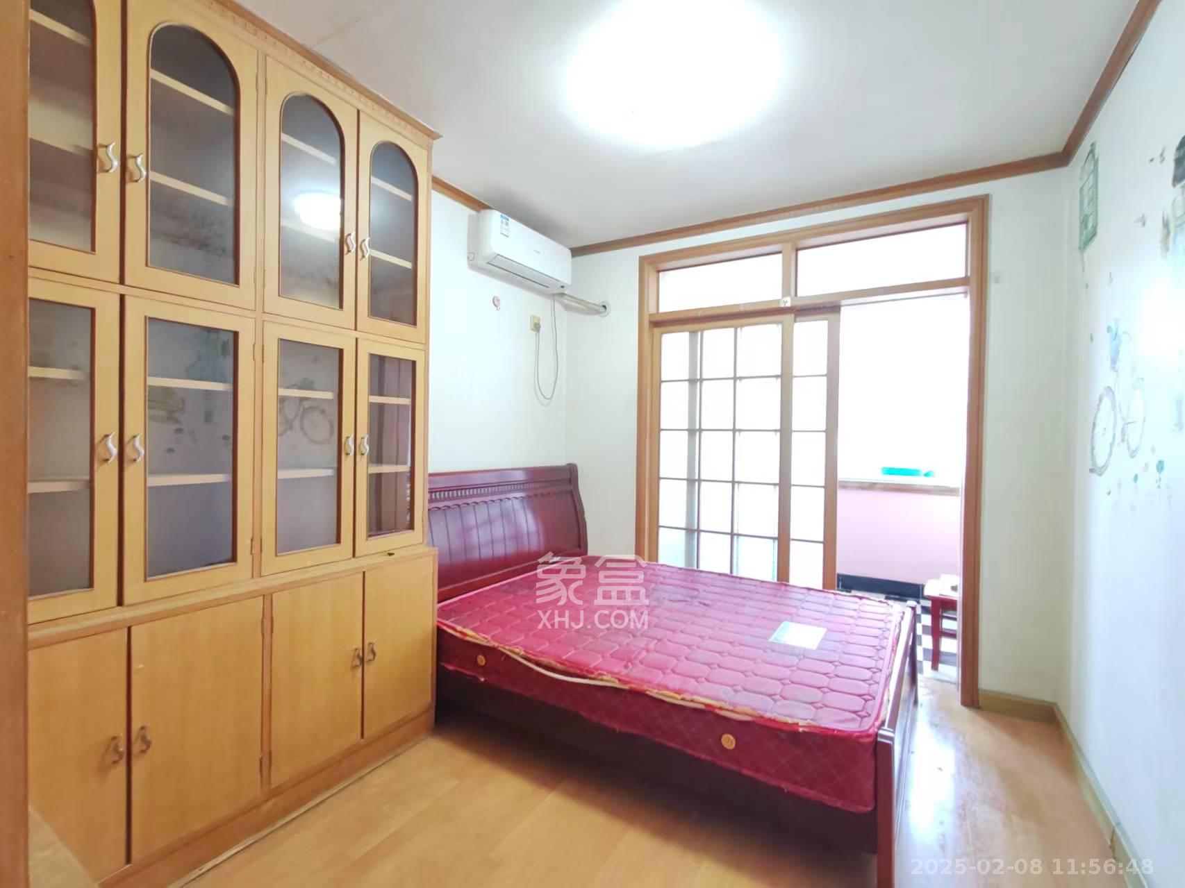 海华锦园 3室2厅1卫 1200.0元/月 海华锦园 3室2厅1卫 1200.0元/月室内图