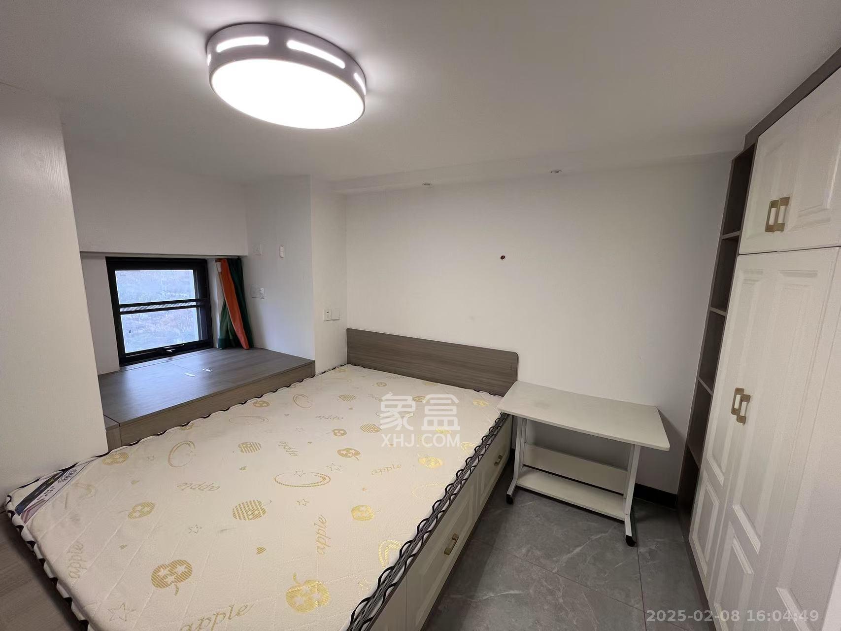 龙湖新壹城 2室1厅1卫 2600.0元/月 龙湖新壹城 2室1厅1卫 2600.0元/月室内图