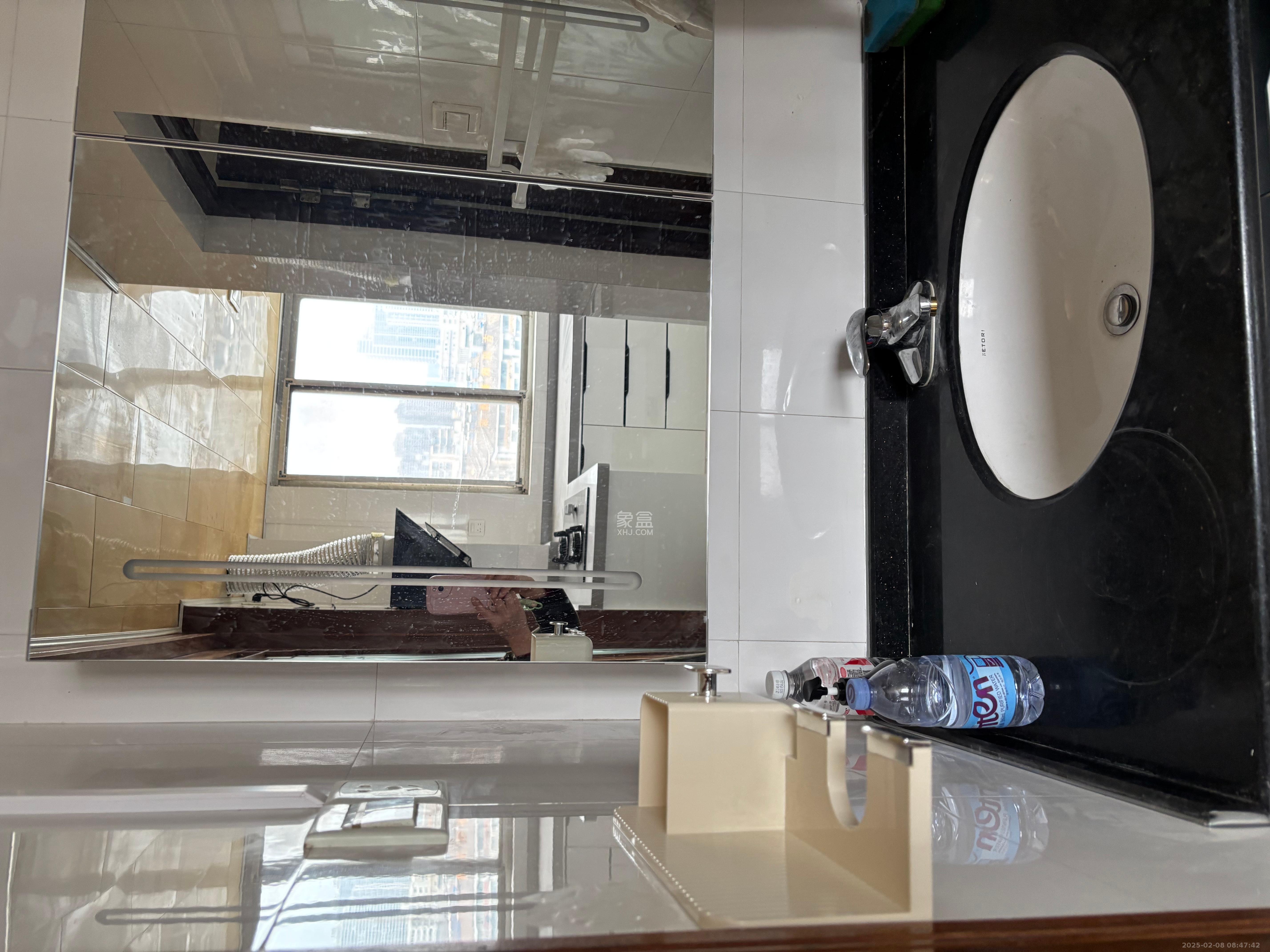 农广校单位宿舍  4室2厅2卫    3600.0元/月 农广校单位宿舍  4室2厅2卫    3600.0元/月室内图