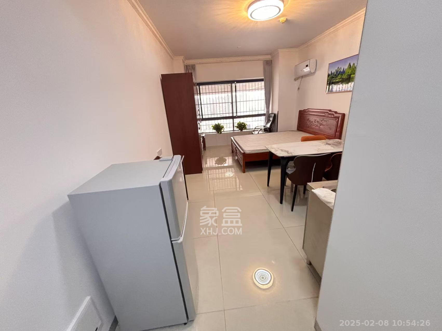 锦华时代 1室0厅0卫 1800.0元/月 锦华时代 1室0厅0卫 1800.0元/月室内图