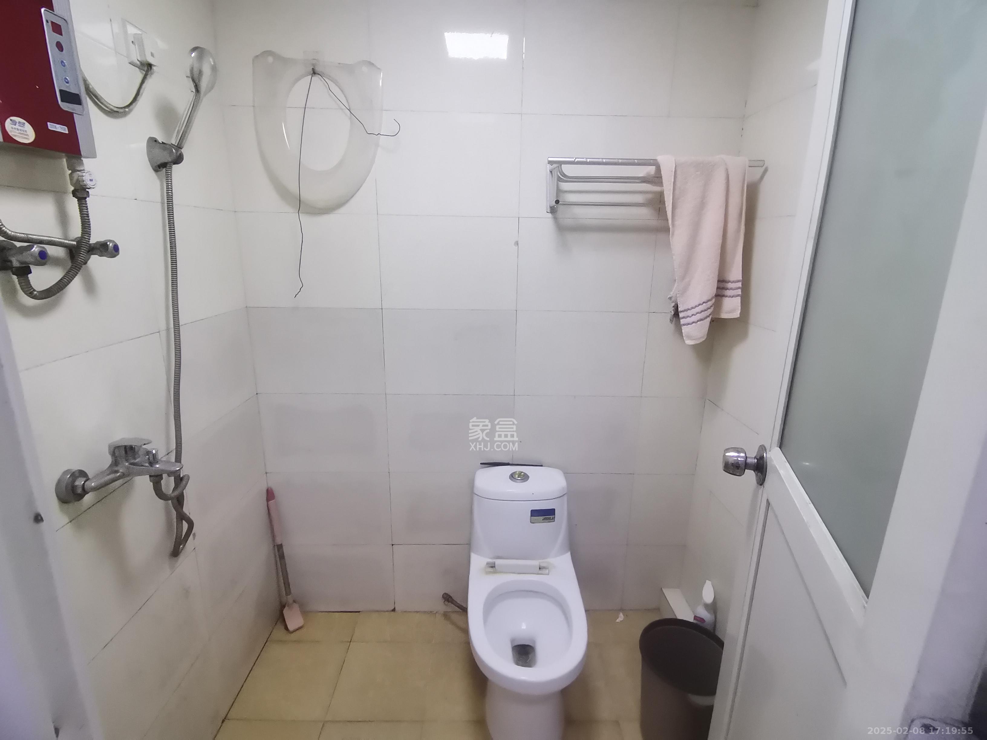 星城荣域  1室1厅1卫   1250.00元/月室内图