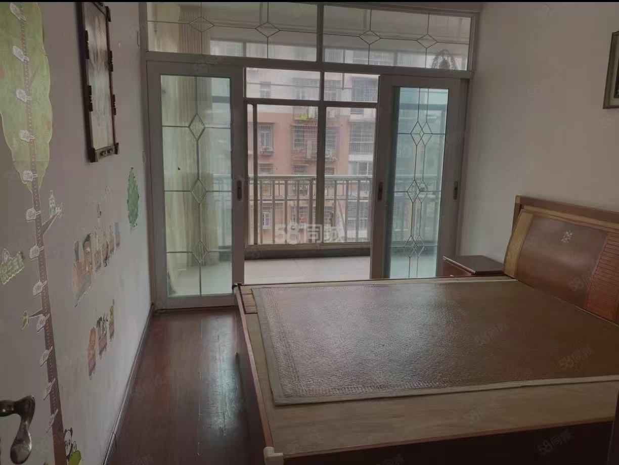 湘中园  3室2厅2卫    63.8万 湘中园  3室2厅2卫    63.8万室内图