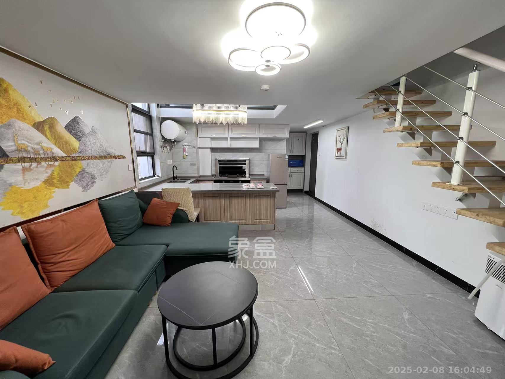 龙湖新壹城 2室1厅1卫 2600.0元/月 龙湖新壹城 2室1厅1卫 2600.0元/月室内图