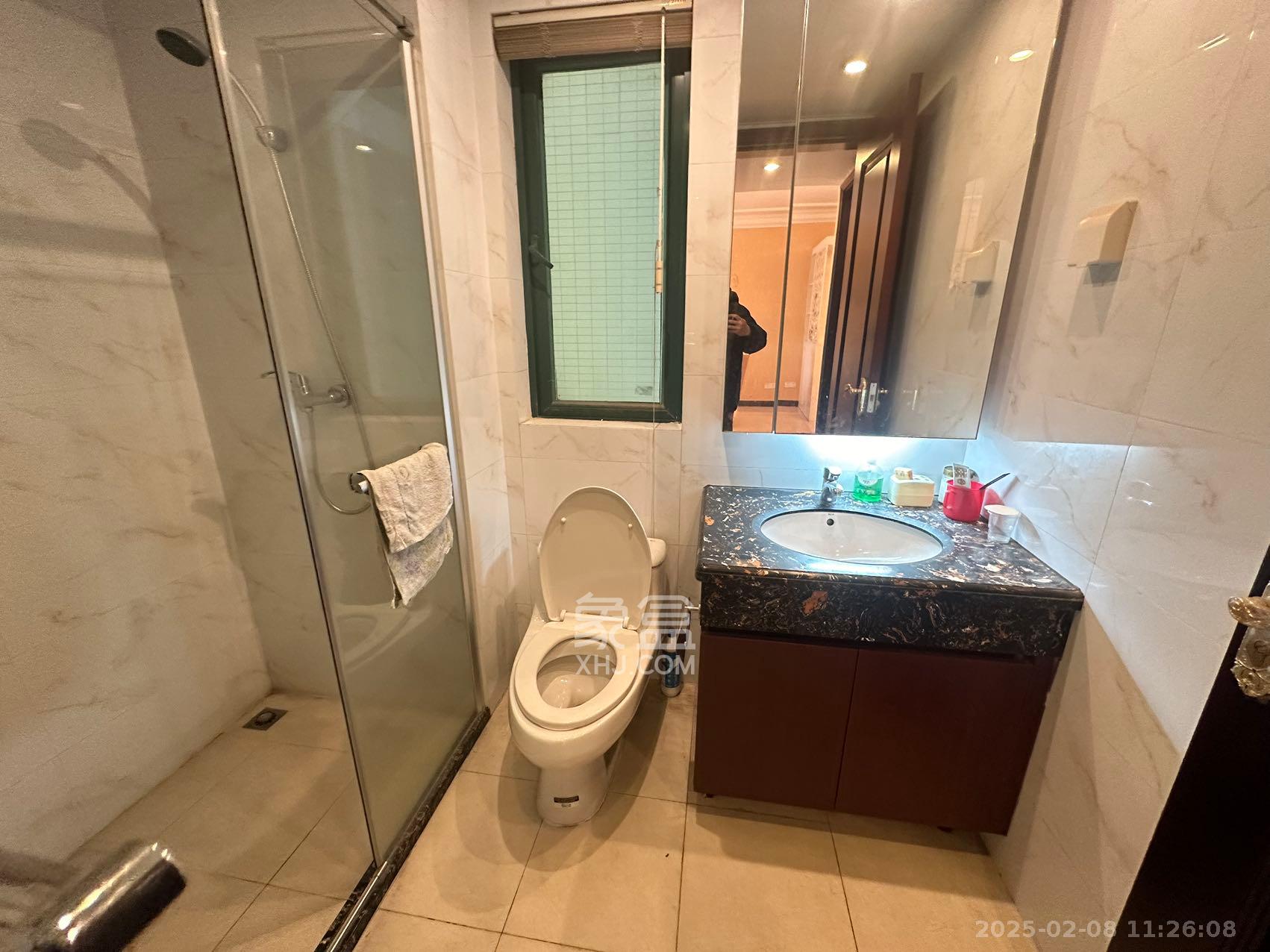 恒大雅苑 3室2厅2卫 2500.0元/月 恒大雅苑 3室2厅2卫 2500.0元/月室内图