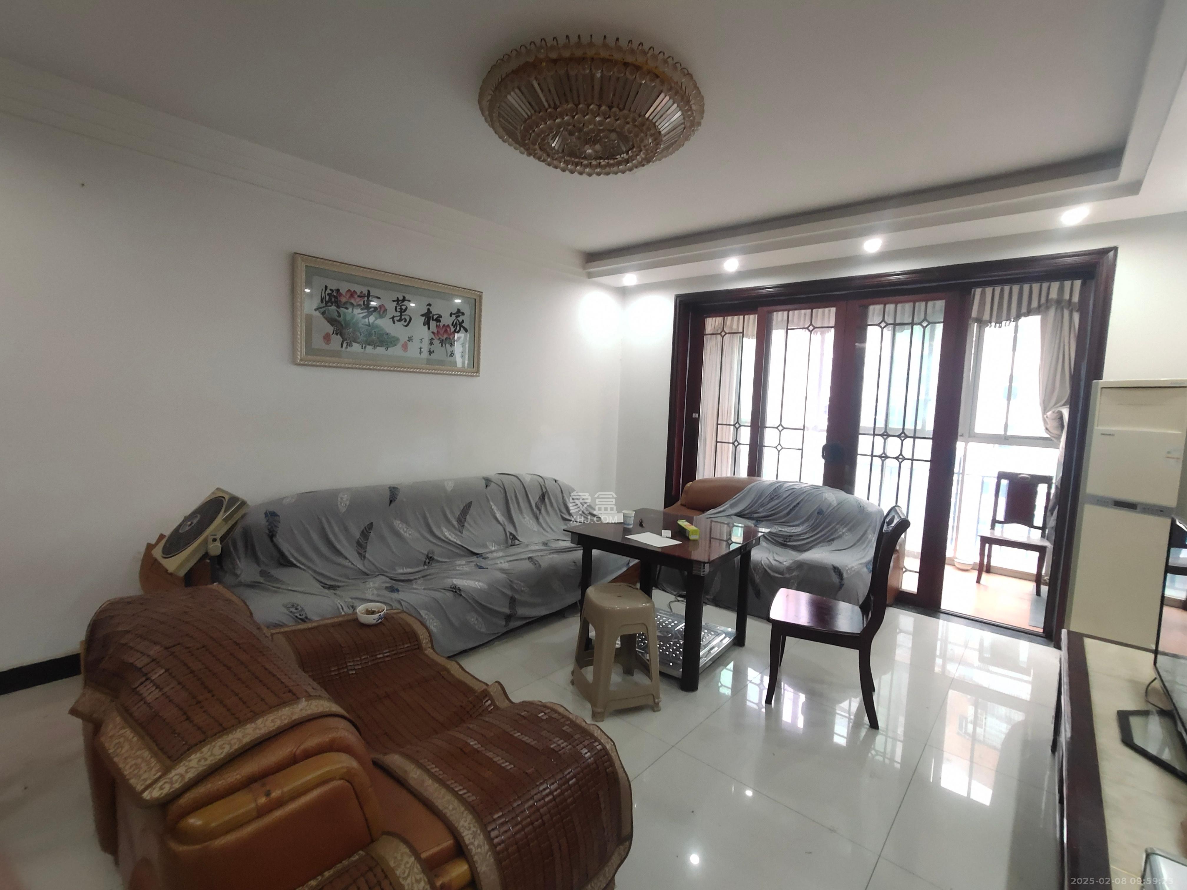 名都凯旋城 3室2厅2卫 2300.0元/月 名都凯旋城 3室2厅2卫 2300.0元/月室内图