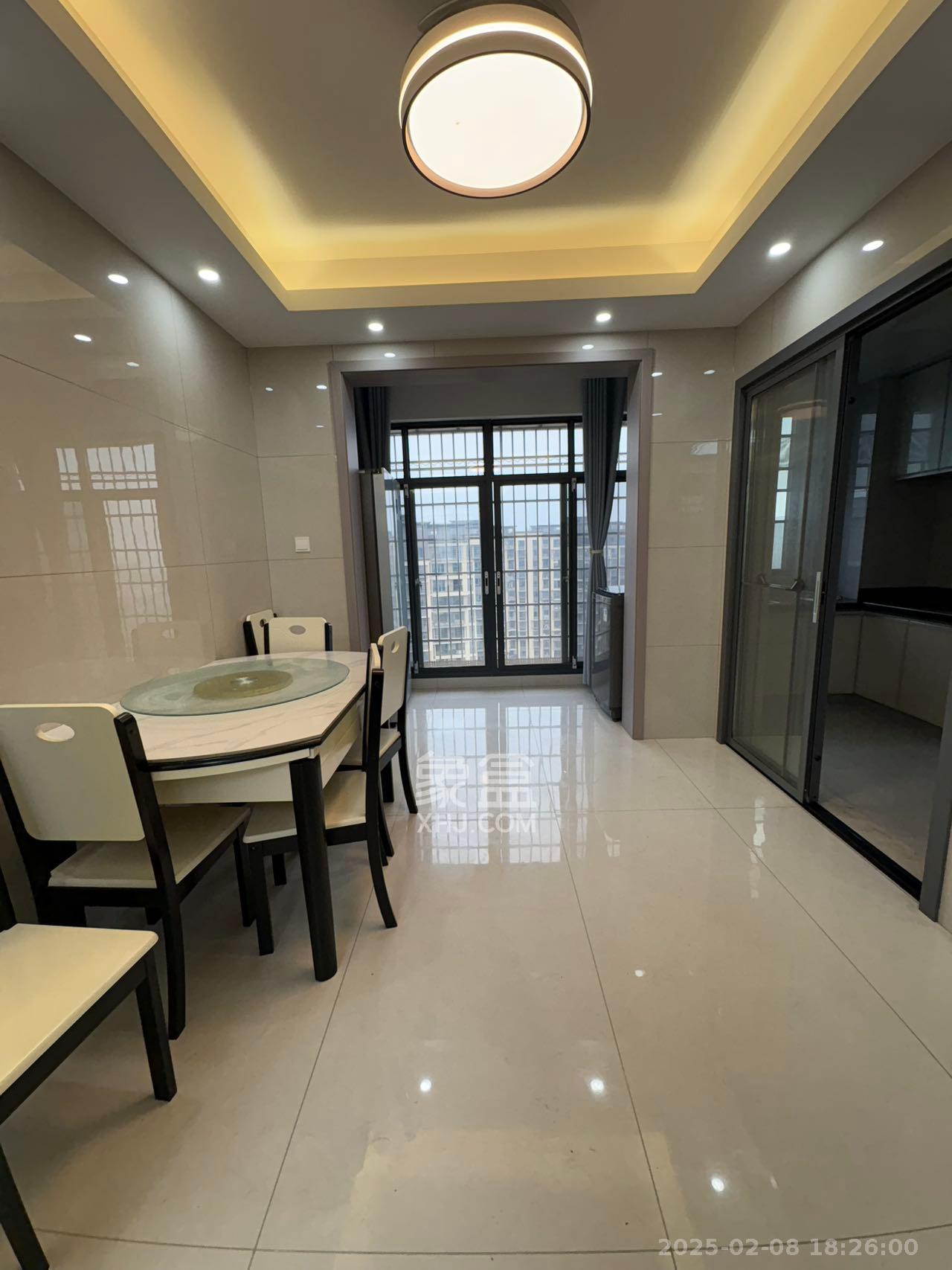 桥头家园二期(桥头家苑二期) 3室2厅2卫 2000.0元/月 桥头家园二期(桥头家苑二期) 3室2厅2卫 2000.0元/月室内图