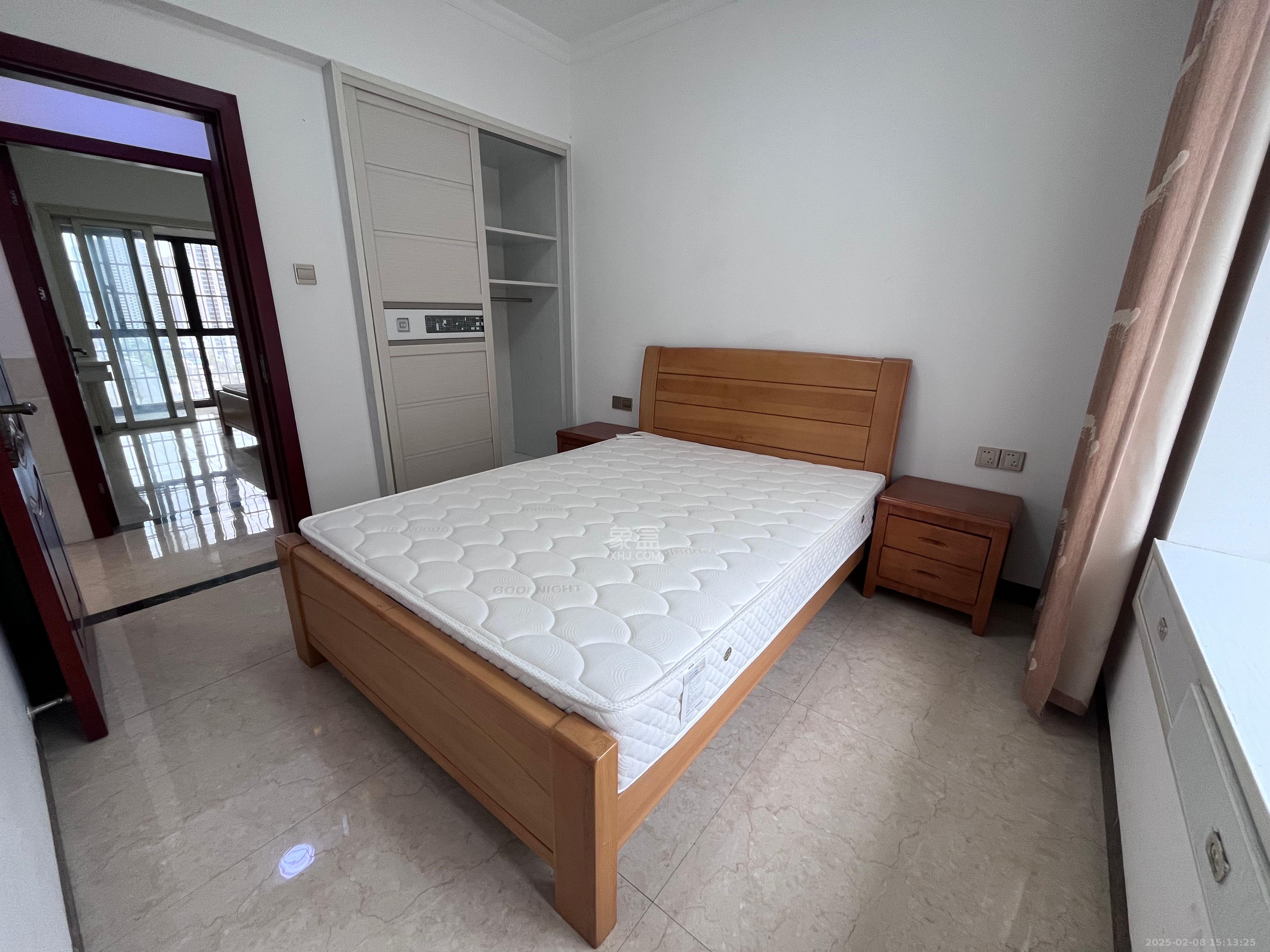 家兴苑  3室2厅1卫    2400.0元/月 家兴苑  3室2厅1卫    2400.0元/月室内图