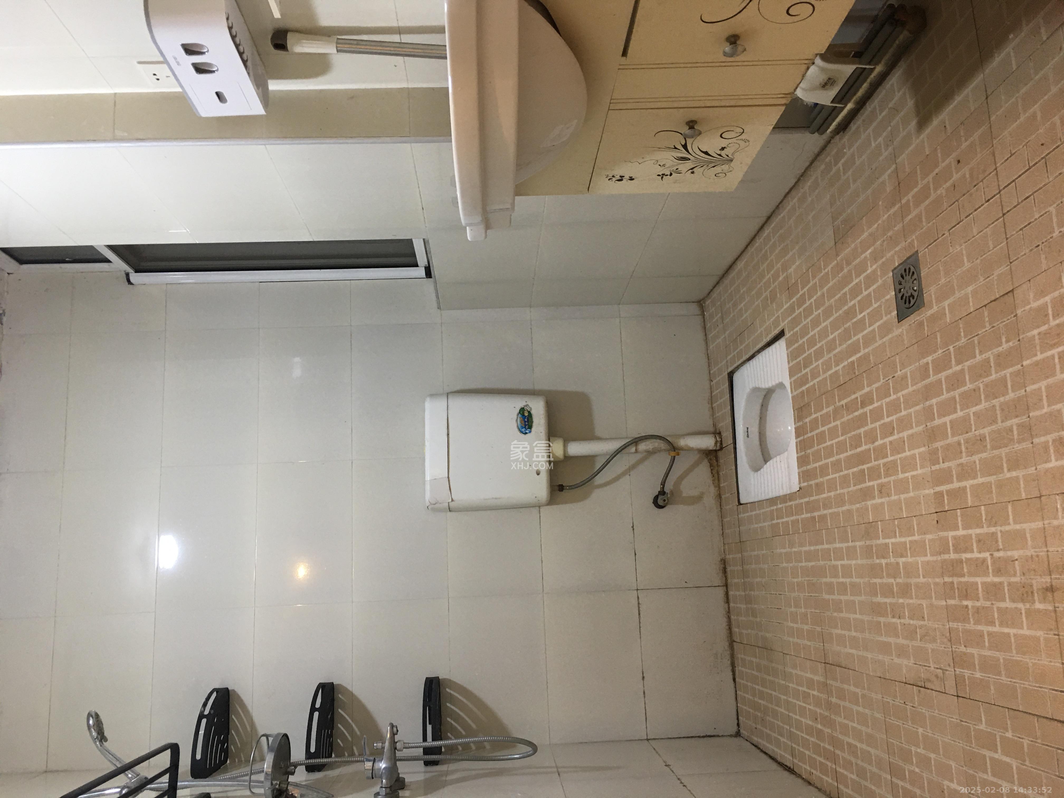 山语城一期  2室2厅1卫   1700.00元/月室内图