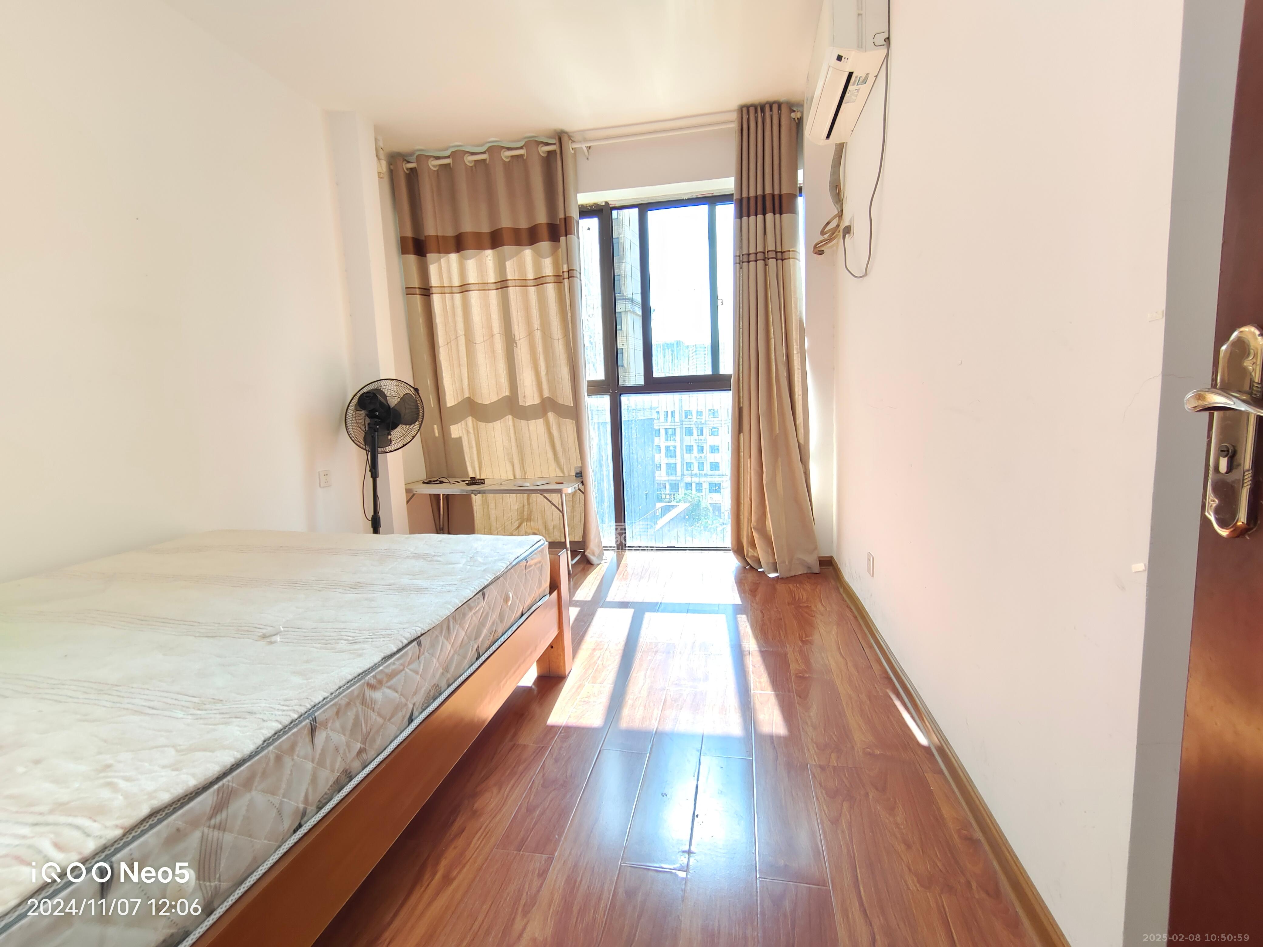 七里香榭  3室22厅2卫    2600.0元/月室内图