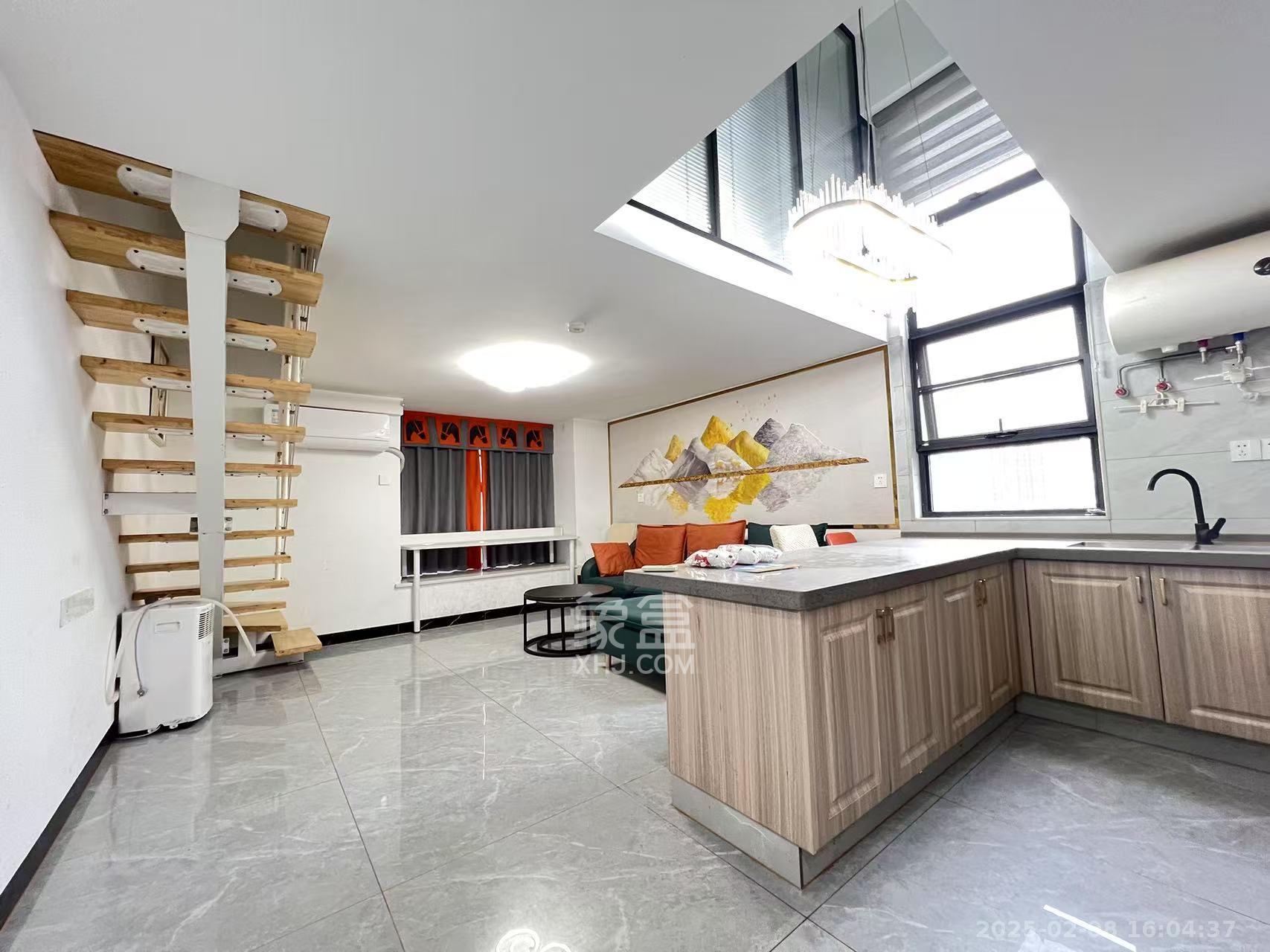 龙湖新壹城 2室1厅1卫 2600.0元/月 龙湖新壹城 2室1厅1卫 2600.0元/月室内图