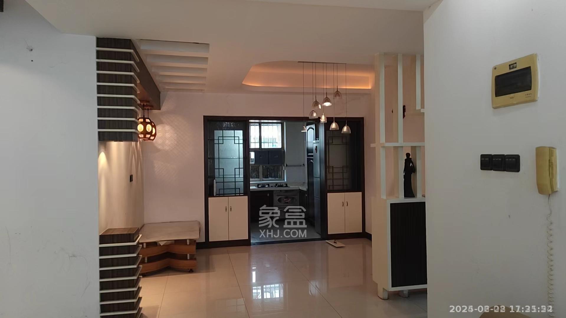 香草园  3室2厅2卫    1200.0元/月 香草园  3室2厅2卫    1200.0元/月室内图1