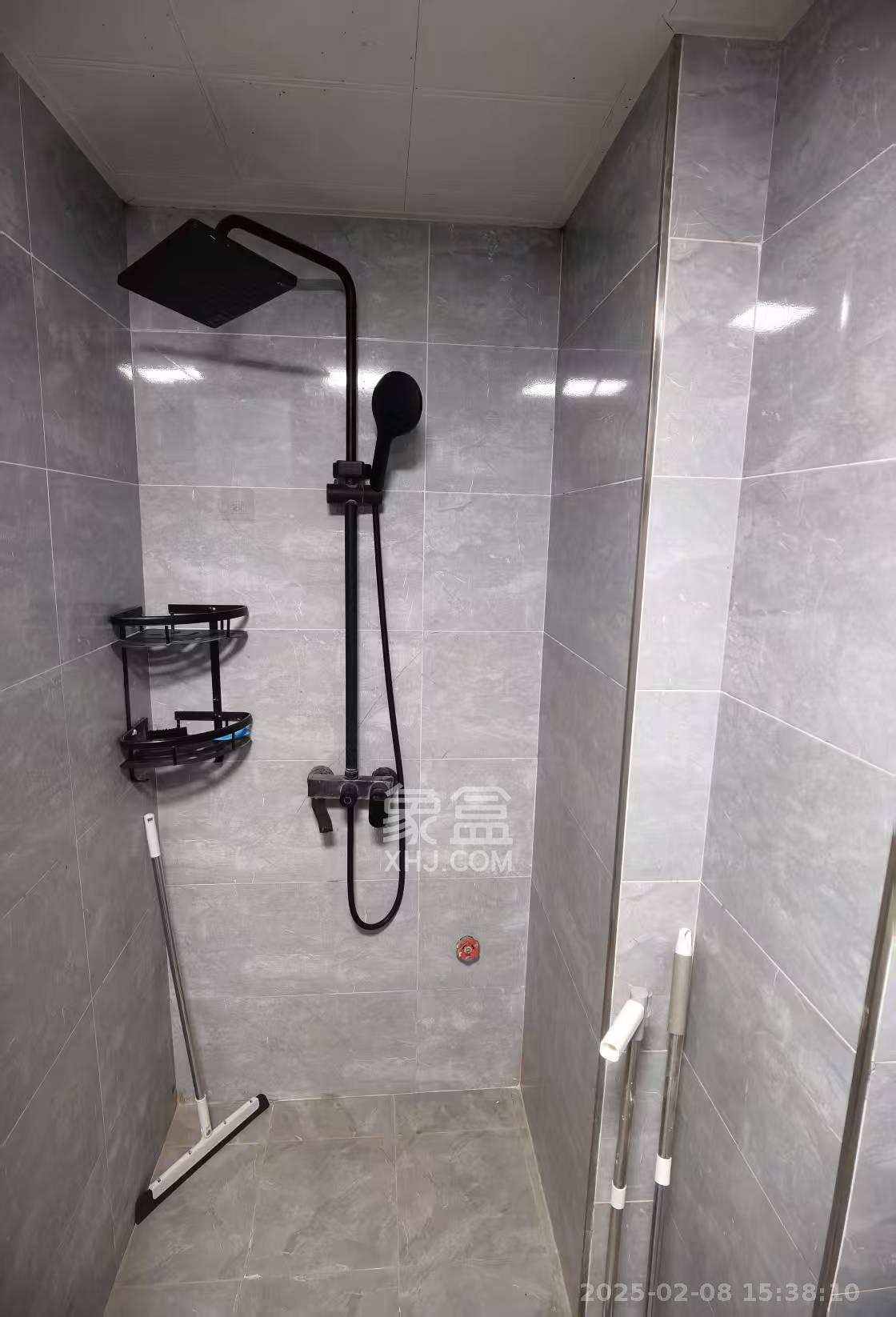 梅溪湖家居建材城  2室1廳1衛(wèi)   1800.00元/月室內(nèi)圖