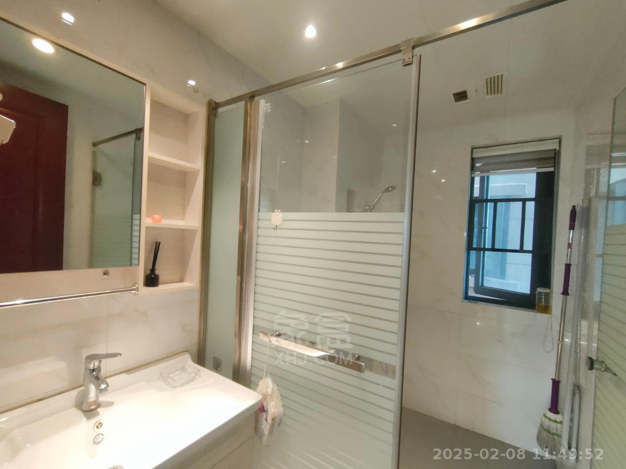 恒大华府 2室2厅1卫 2000.0元/月 恒大华府 2室2厅1卫 2000.0元/月室内图