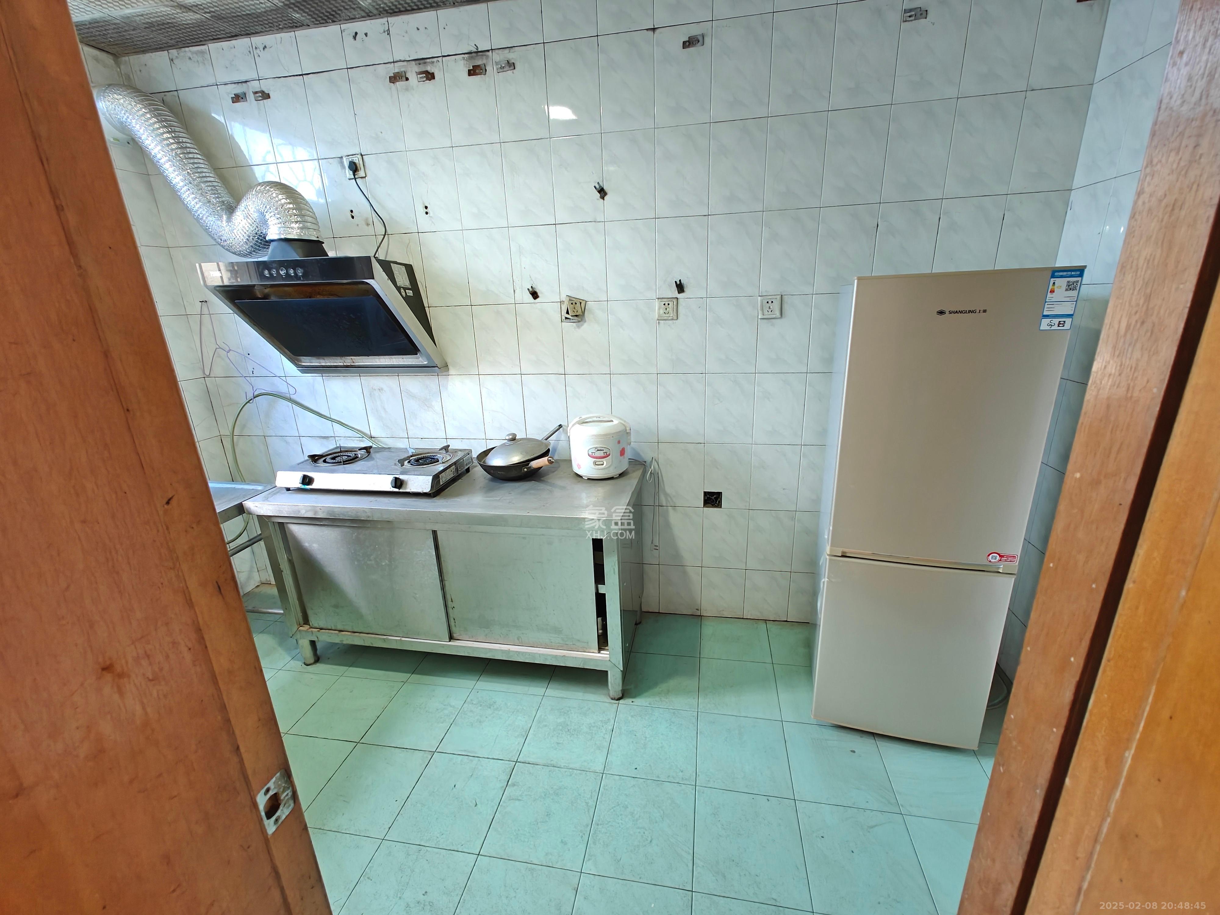 创远花园 4室2厅2卫 2500.0元/月 创远花园 4室2厅2卫 2500.0元/月室内图