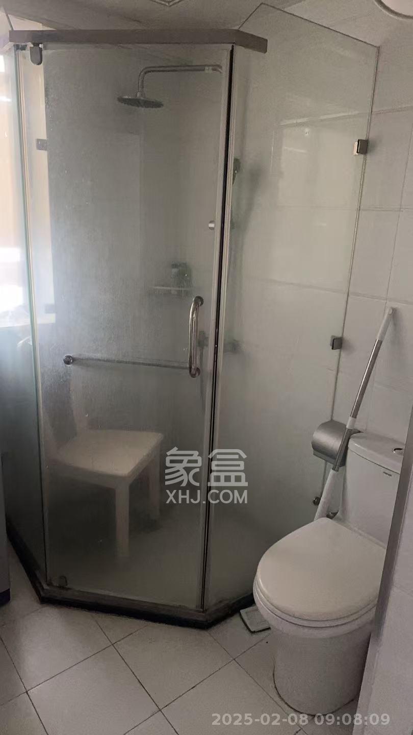 方略城市广场  1室1厅1卫    1350.0元/月 方略城市广场  1室1厅1卫    1350.0元/月室内图