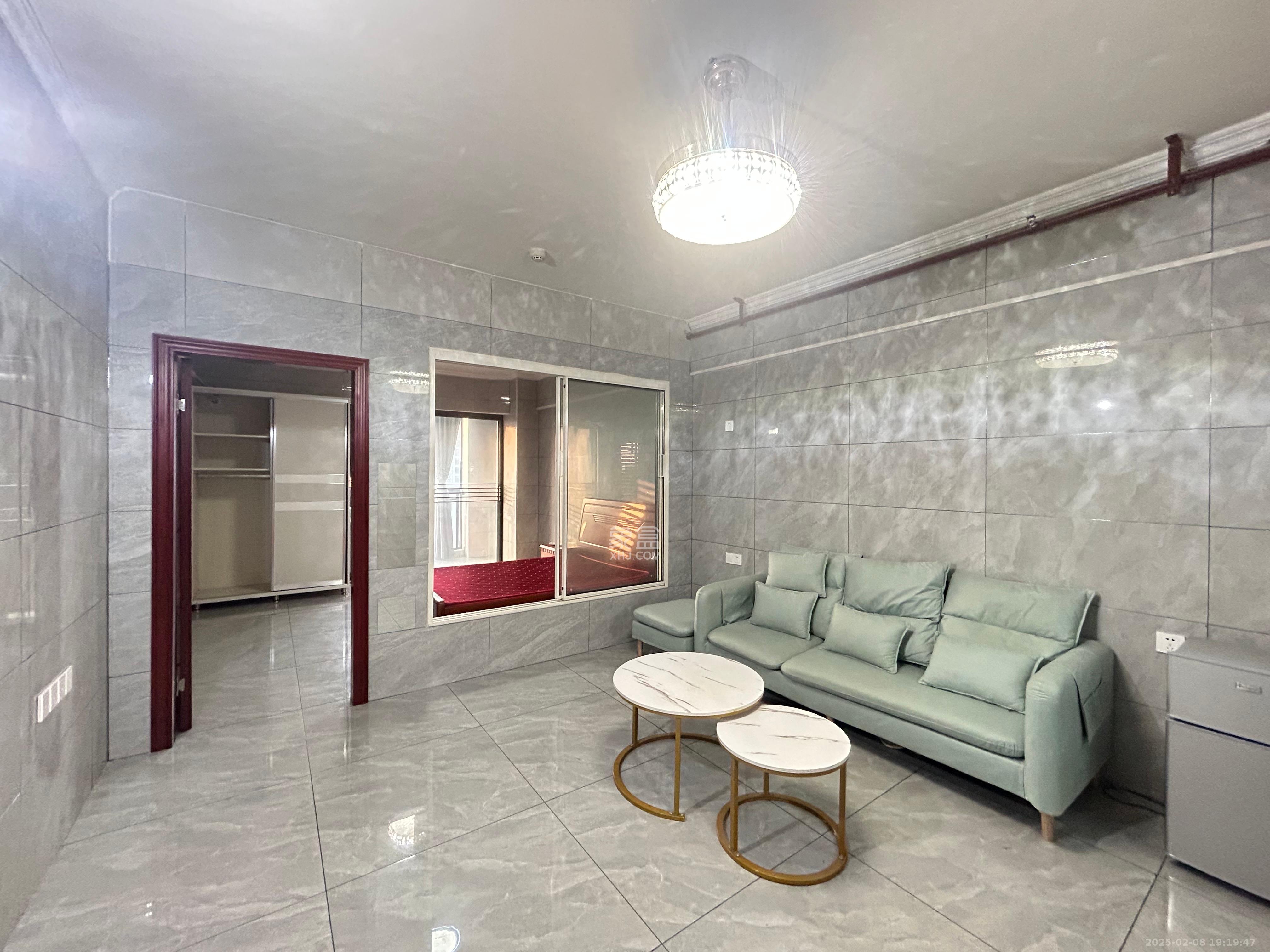 高升星光天地 1室1厅1卫 2200.0元/月 高升星光天地 1室1厅1卫 2200.0元/月室内图