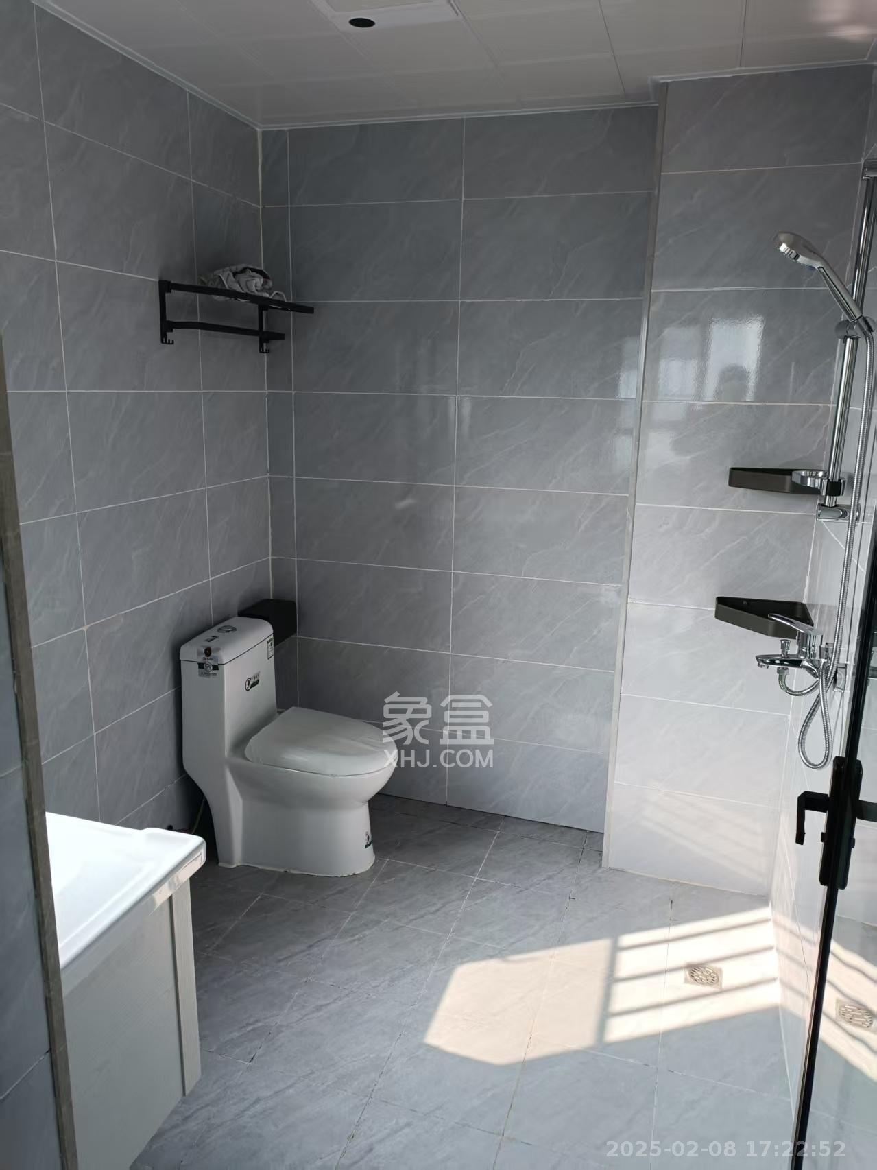 恒泰湘壹府 3室2厅2卫 2200.0元/月 恒泰湘壹府 3室2厅2卫 2200.0元/月室内图