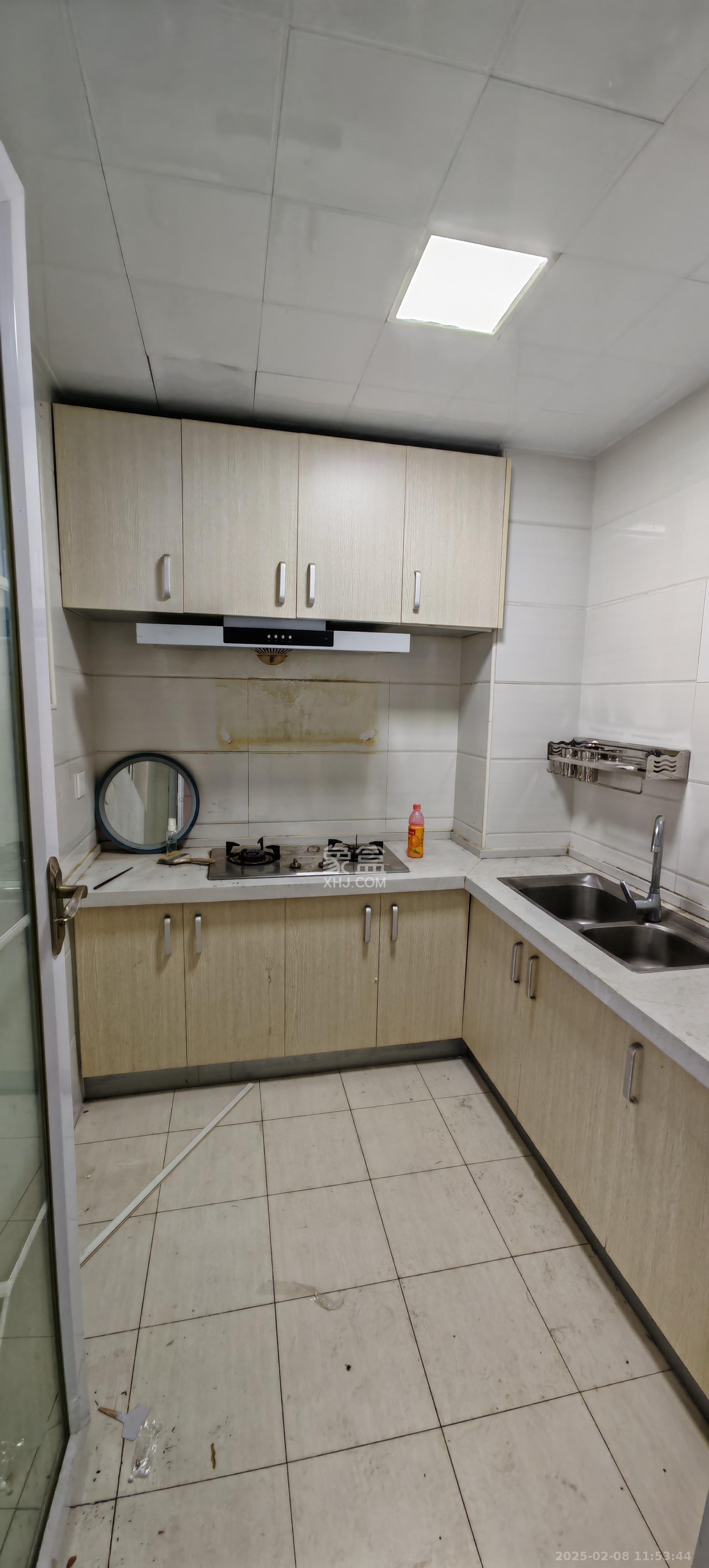 生活艺术城 1室1厅1卫 1700.0元/月 生活艺术城 1室1厅1卫 1700.0元/月室内图