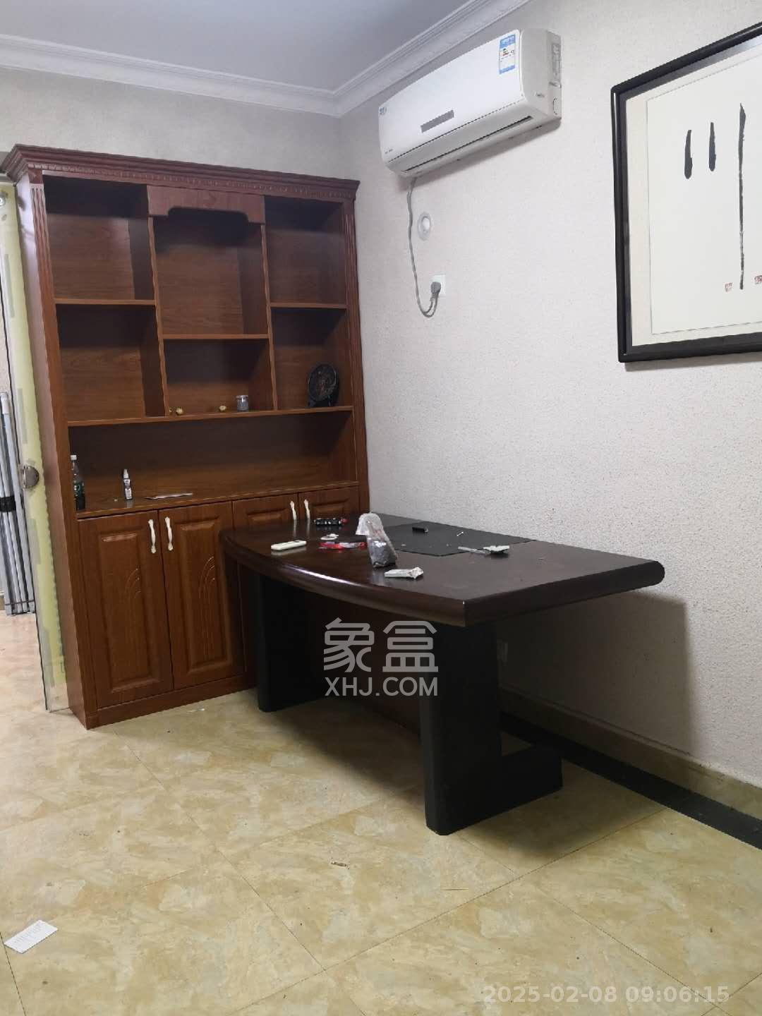 百纳广场(百纳公寓) 2室2厅1卫 2000.0元/月 百纳广场(百纳公寓) 2室2厅1卫 2000.0元/月室内图