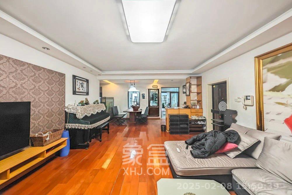 丽星景园  4室2厅2卫    3000.0元/月 丽星景园  4室2厅2卫    3000.0元/月