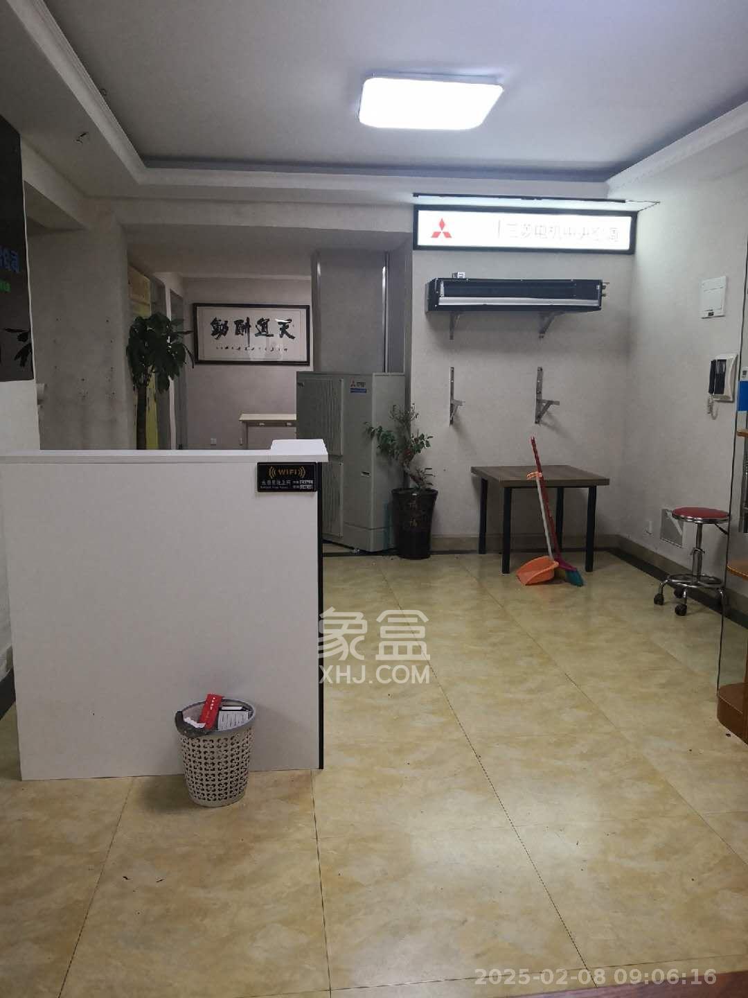 百纳广场(百纳公寓) 2室2厅1卫 2000.0元/月 百纳广场(百纳公寓) 2室2厅1卫 2000.0元/月室内图