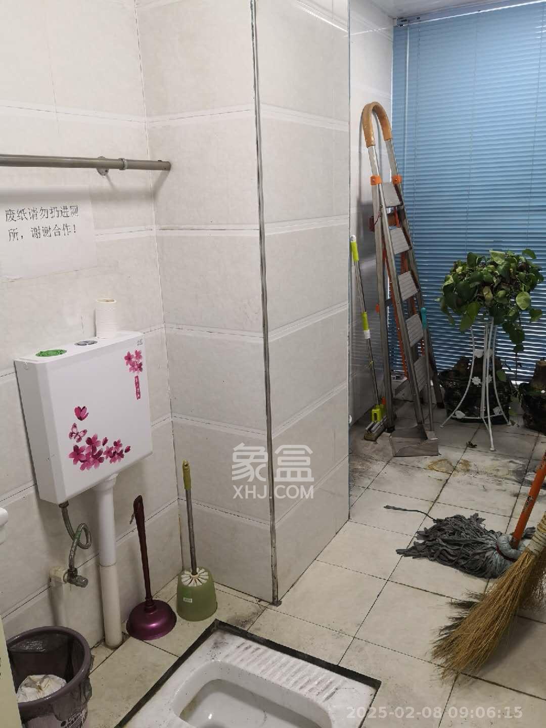 百纳广场(百纳公寓) 2室2厅1卫 2000.0元/月 百纳广场(百纳公寓) 2室2厅1卫 2000.0元/月室内图