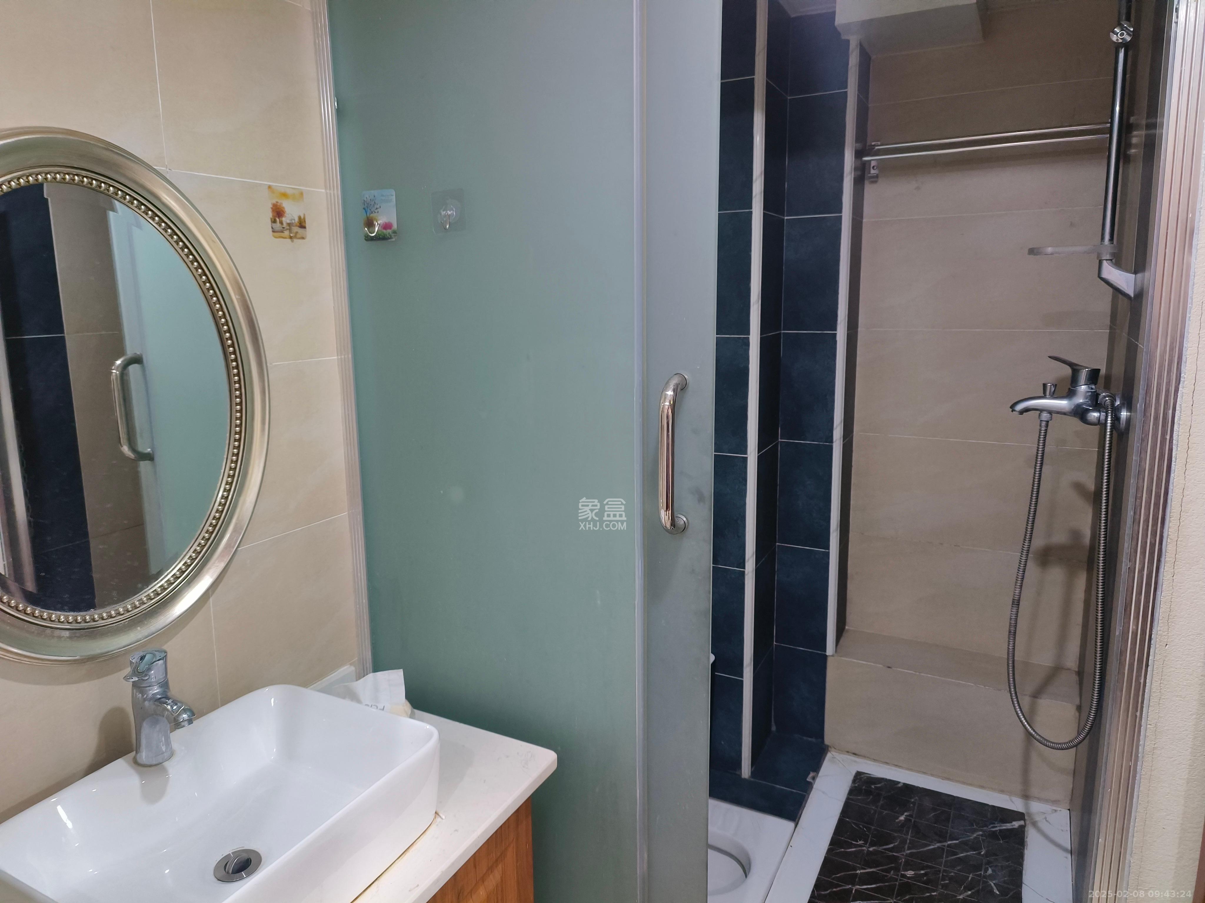 华菱蓝调国际(华菱.香墅美地) 2室2厅1卫 2600.0元/月 华菱蓝调国际(华菱.香墅美地) 2室2厅1卫 2600.0元/月室内图