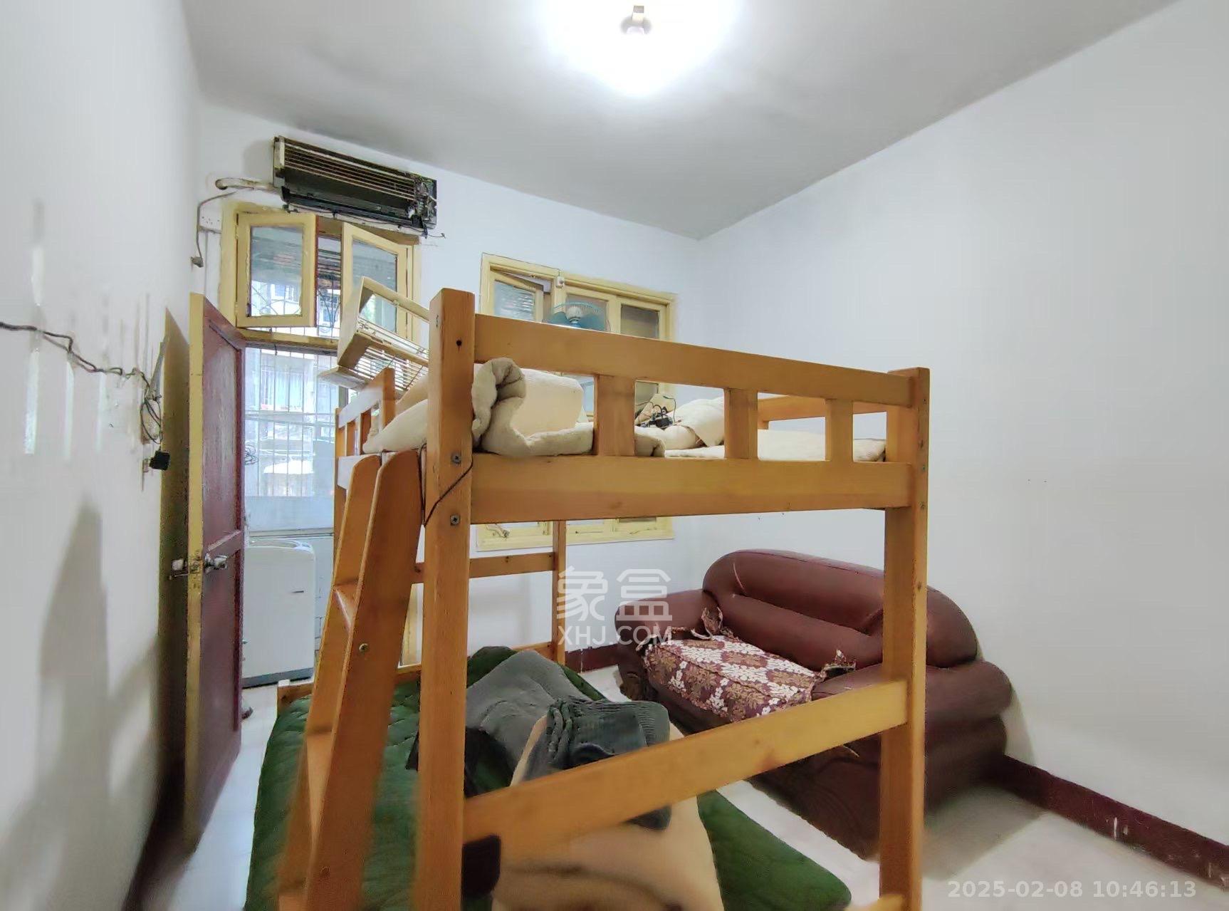 湖橡宿舍/湖橡小区  1室1厅1卫    900.0元/月 湖橡宿舍/湖橡小区  1室1厅1卫    900.0元/月室内图