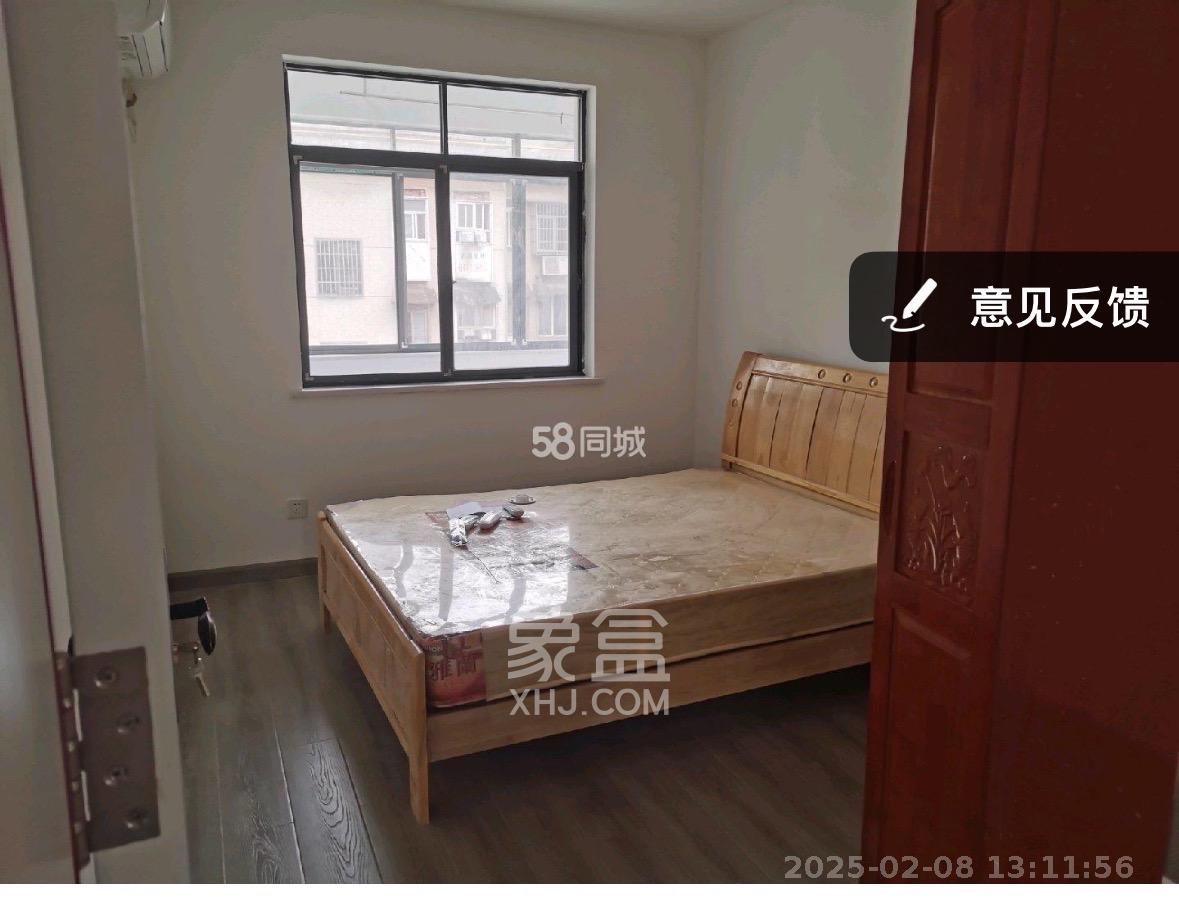 四方坪教师村 3室1厅1卫 2000.0元/月 四方坪教师村 3室1厅1卫 2000.0元/月室内图