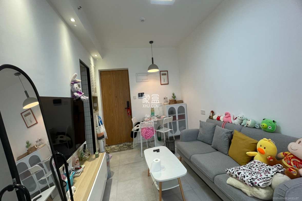 融创融公馆(融创臻苑)  1室1厅1卫    1800.0元/月 融创融公馆(融创臻苑)  1室1厅1卫    1800.0元/月室内图