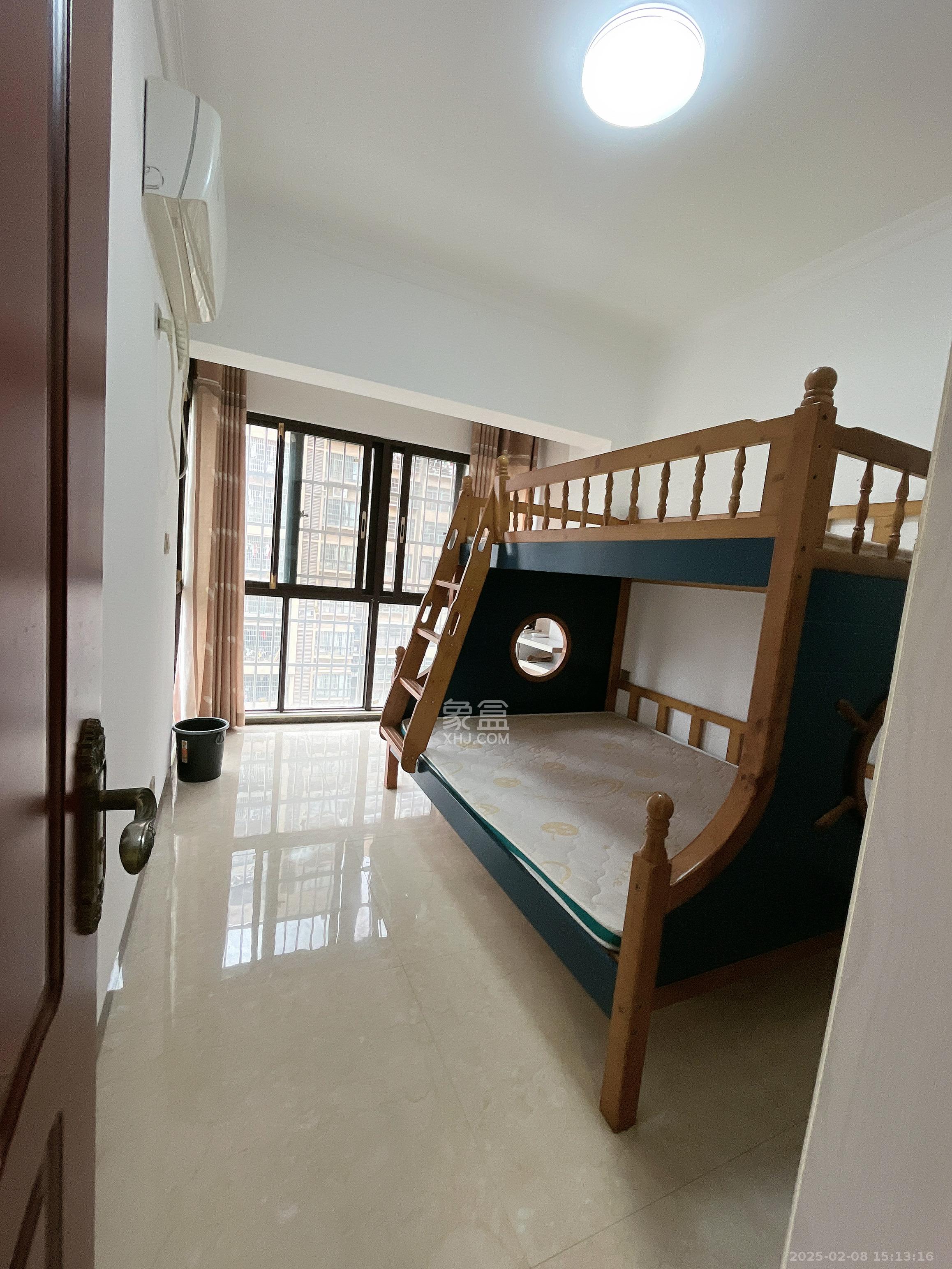 家兴苑  3室2厅1卫    2400.0元/月 家兴苑  3室2厅1卫    2400.0元/月室内图