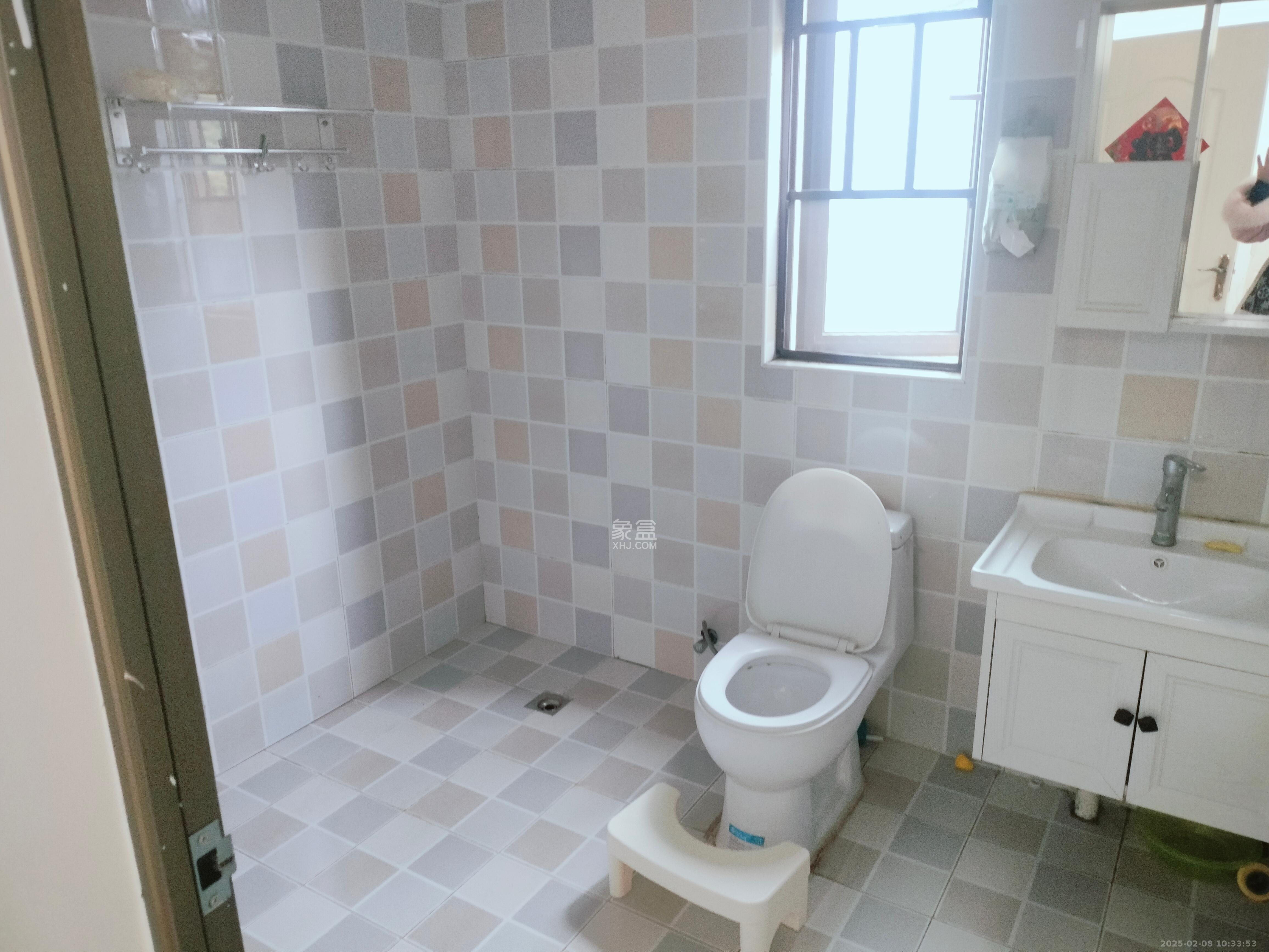 龙湖璟宸原著(龙湖紫宸) 4室2厅2卫 2400.0元/月 龙湖璟宸原著(龙湖紫宸) 4室2厅2卫 2400.0元/月室内图