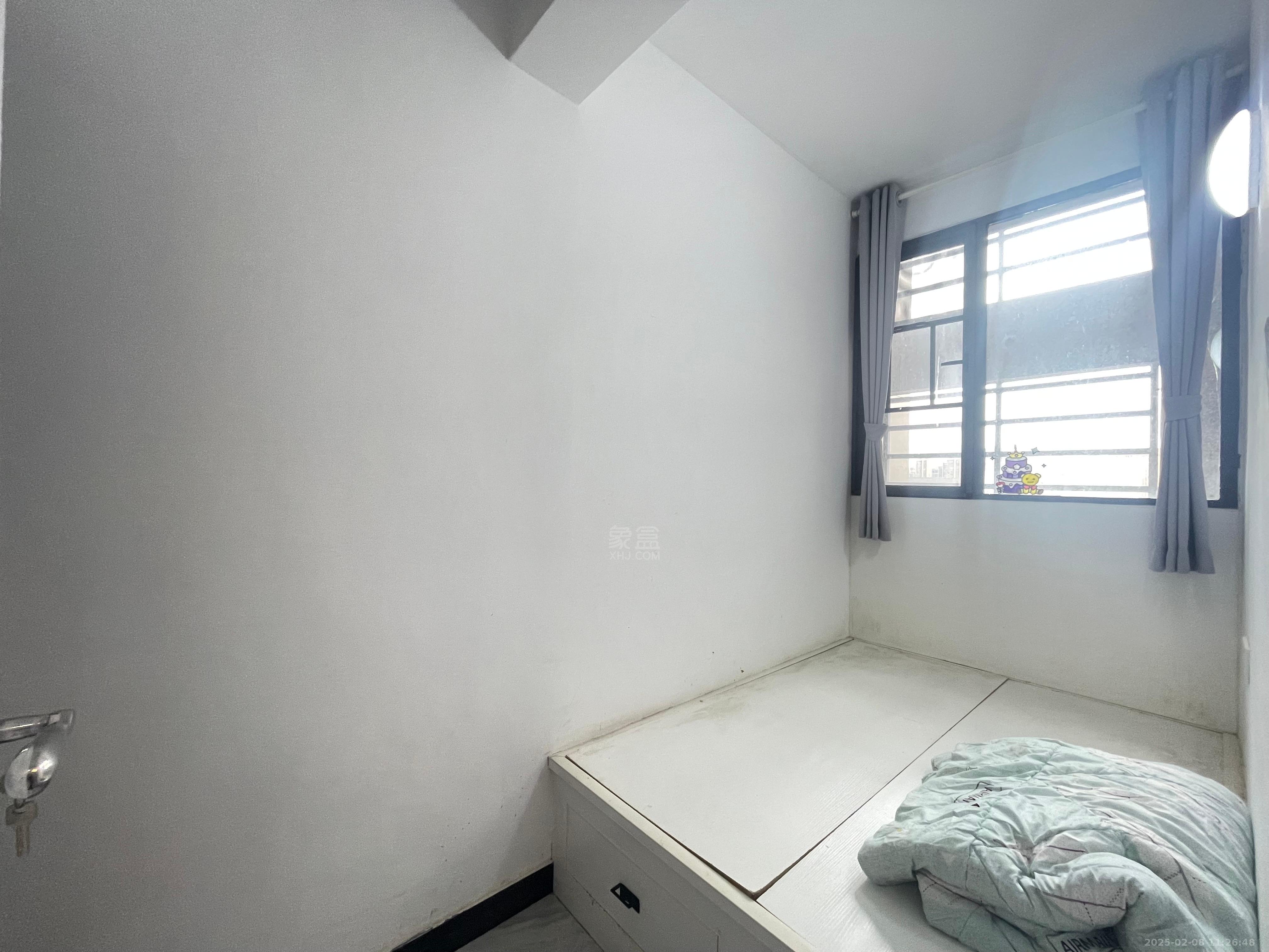 山水洲城华晨第一城 2室1厅1卫 1500.0元/月 山水洲城华晨第一城 2室1厅1卫 1500.0元/月室内图