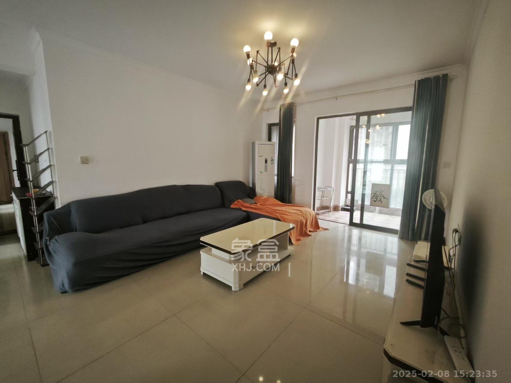 旭辉御府 1室2厅1卫 2600.0元/月 旭辉御府 1室2厅1卫 2600.0元/月室内图