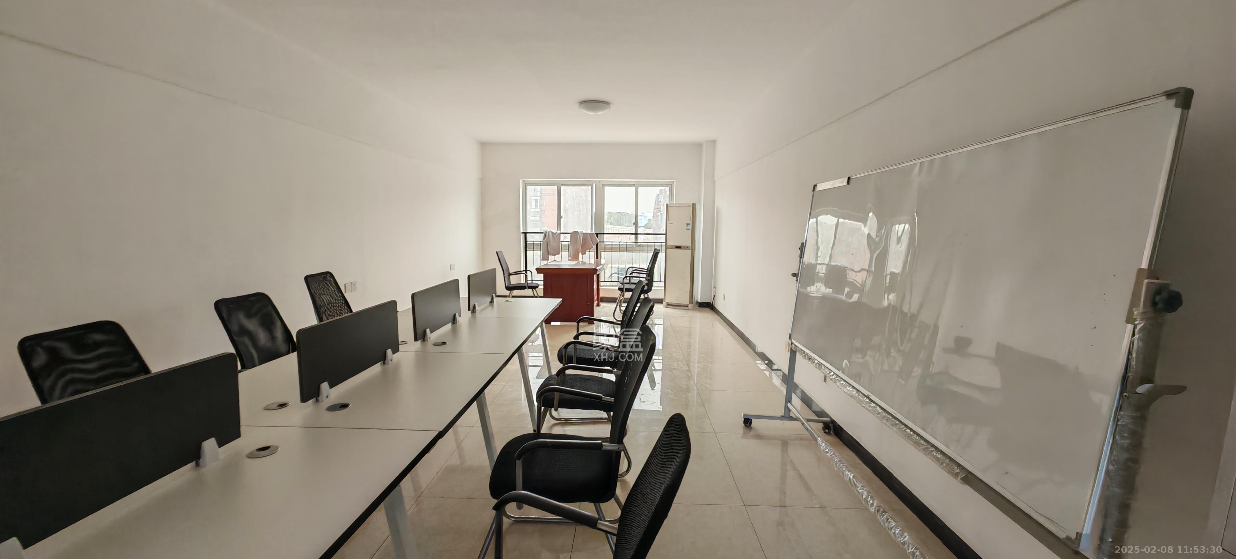 生活艺术城 1室1厅1卫 1700.0元/月 生活艺术城 1室1厅1卫 1700.0元/月室内图