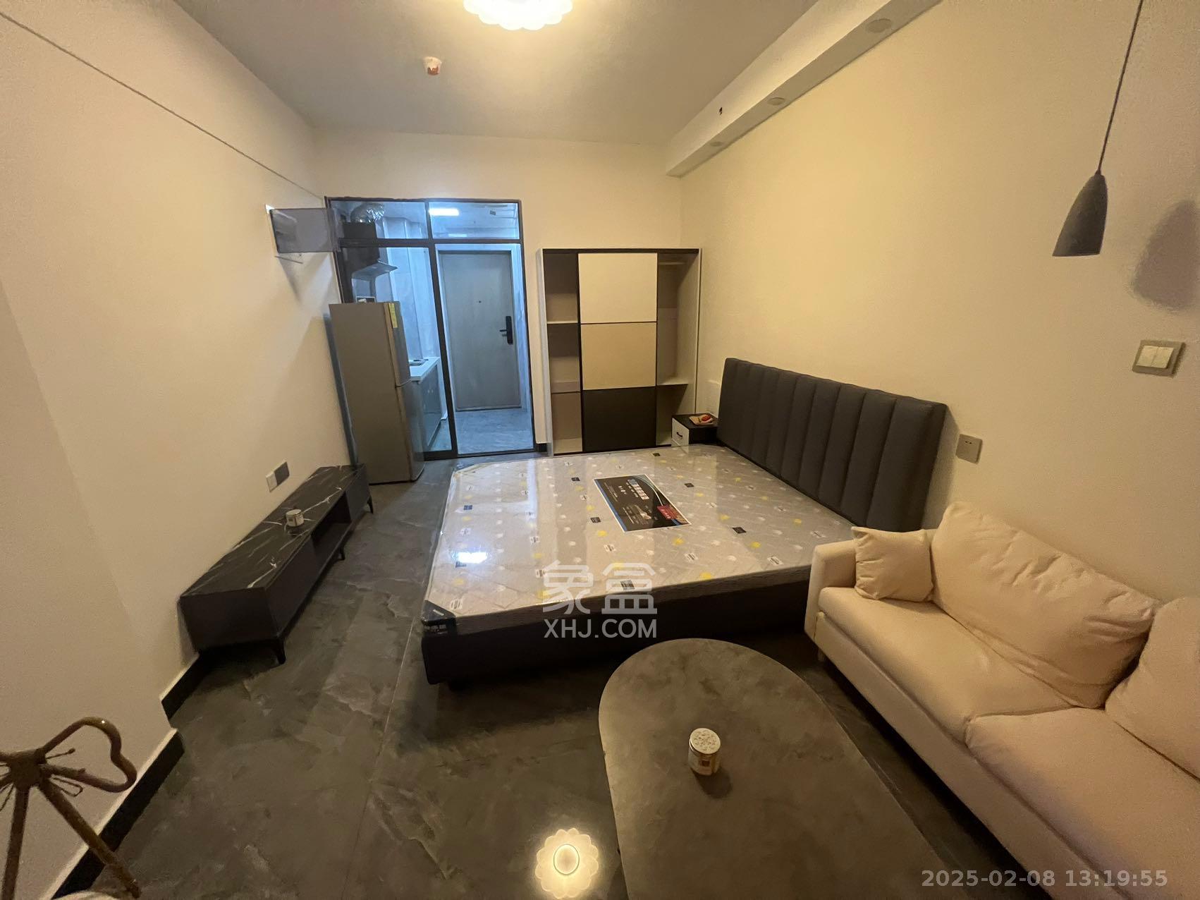 金地铂悦 2室1厅1卫 1400.0元/月 金地铂悦 2室1厅1卫 1400.0元/月室内图