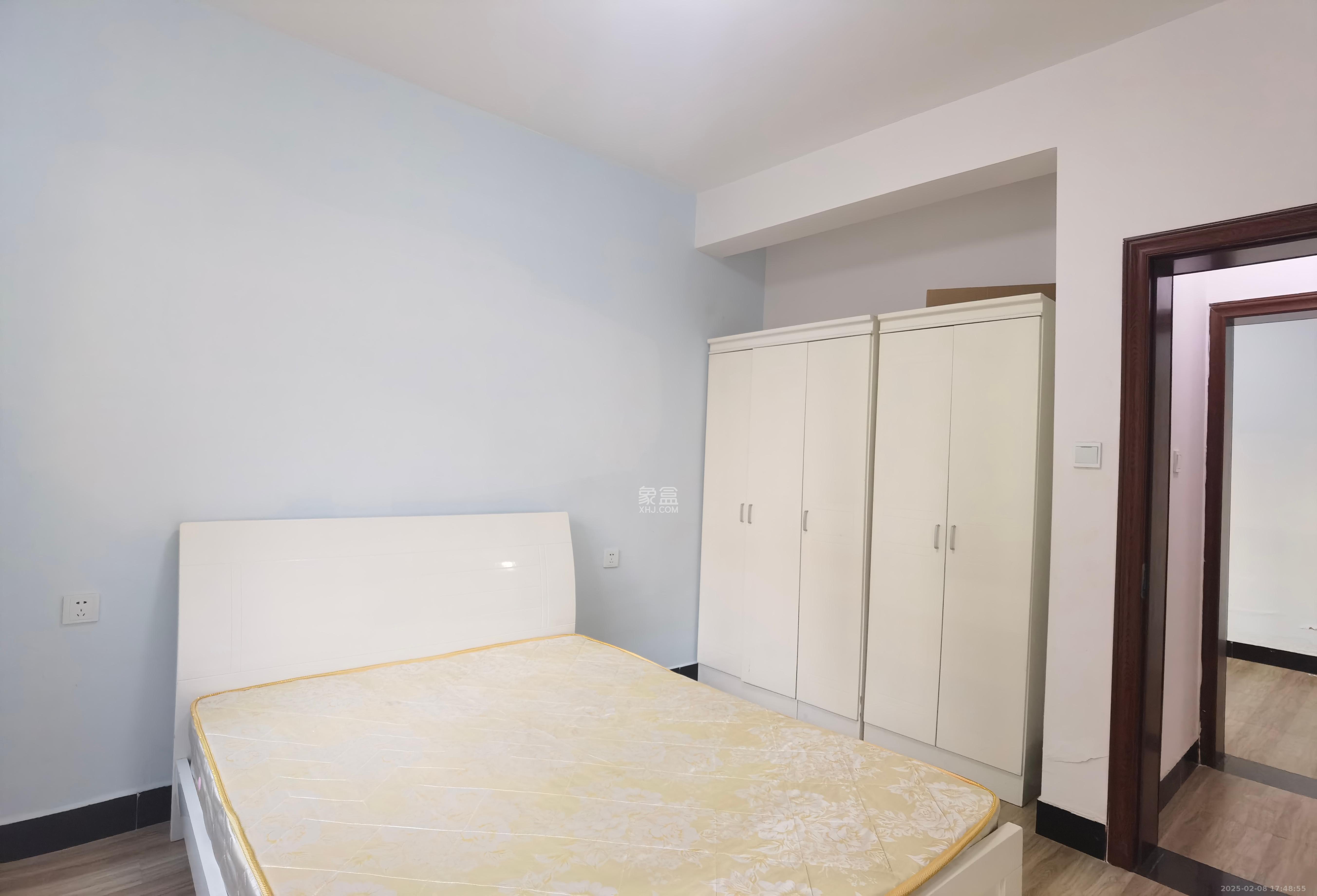 北辰三角洲E6区  3室2厅1卫   2800.00元/月室内图