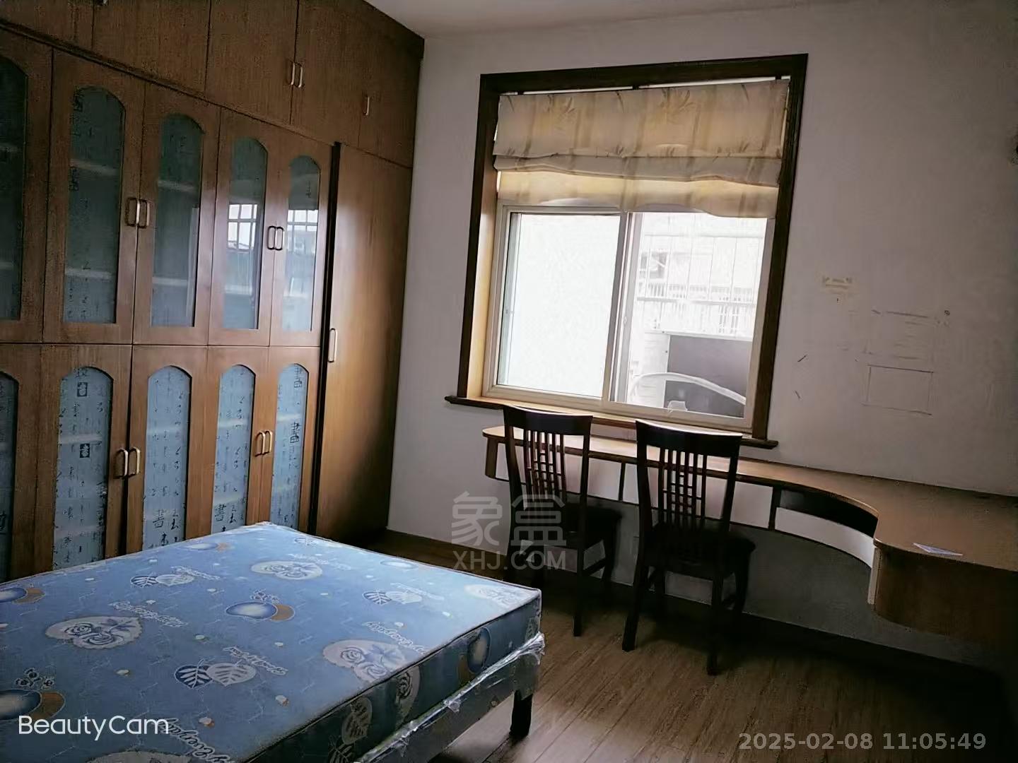 藕塘小区 3室2厅1卫 1200.0元/月 藕塘小区 3室2厅1卫 1200.0元/月室内图