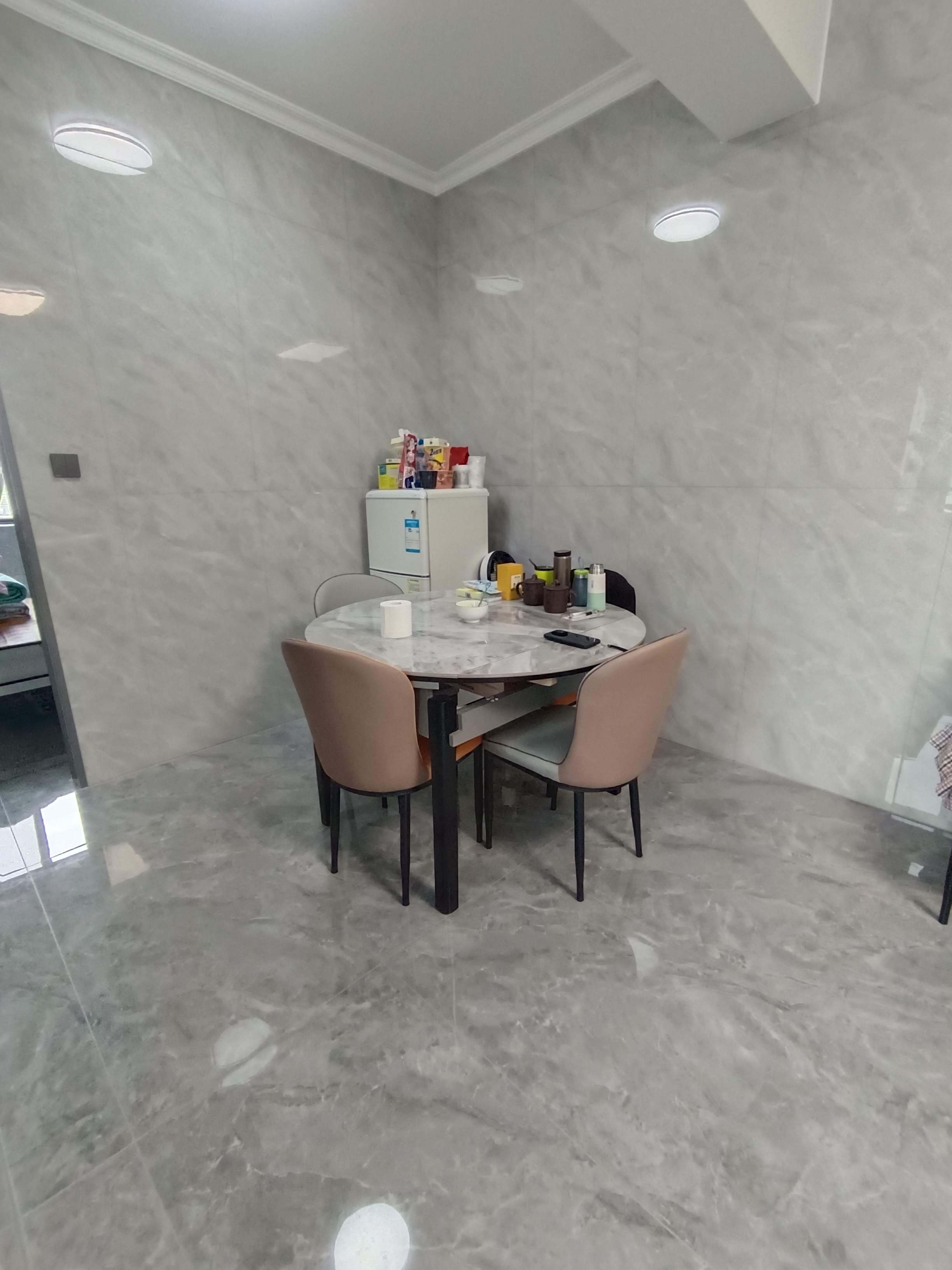 龙珠新城 1室1厅1卫 75.0万 龙珠新城 1室1厅1卫 75.0万客厅