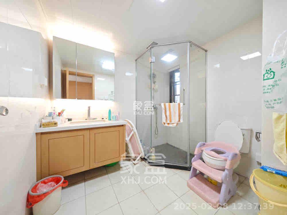 中建嘉和城凤凰台(中建瑞兴家园) 4室2厅2卫 2500.0元/月 中建嘉和城凤凰台(中建瑞兴家园) 4室2厅2卫 2500.0元/月室内图