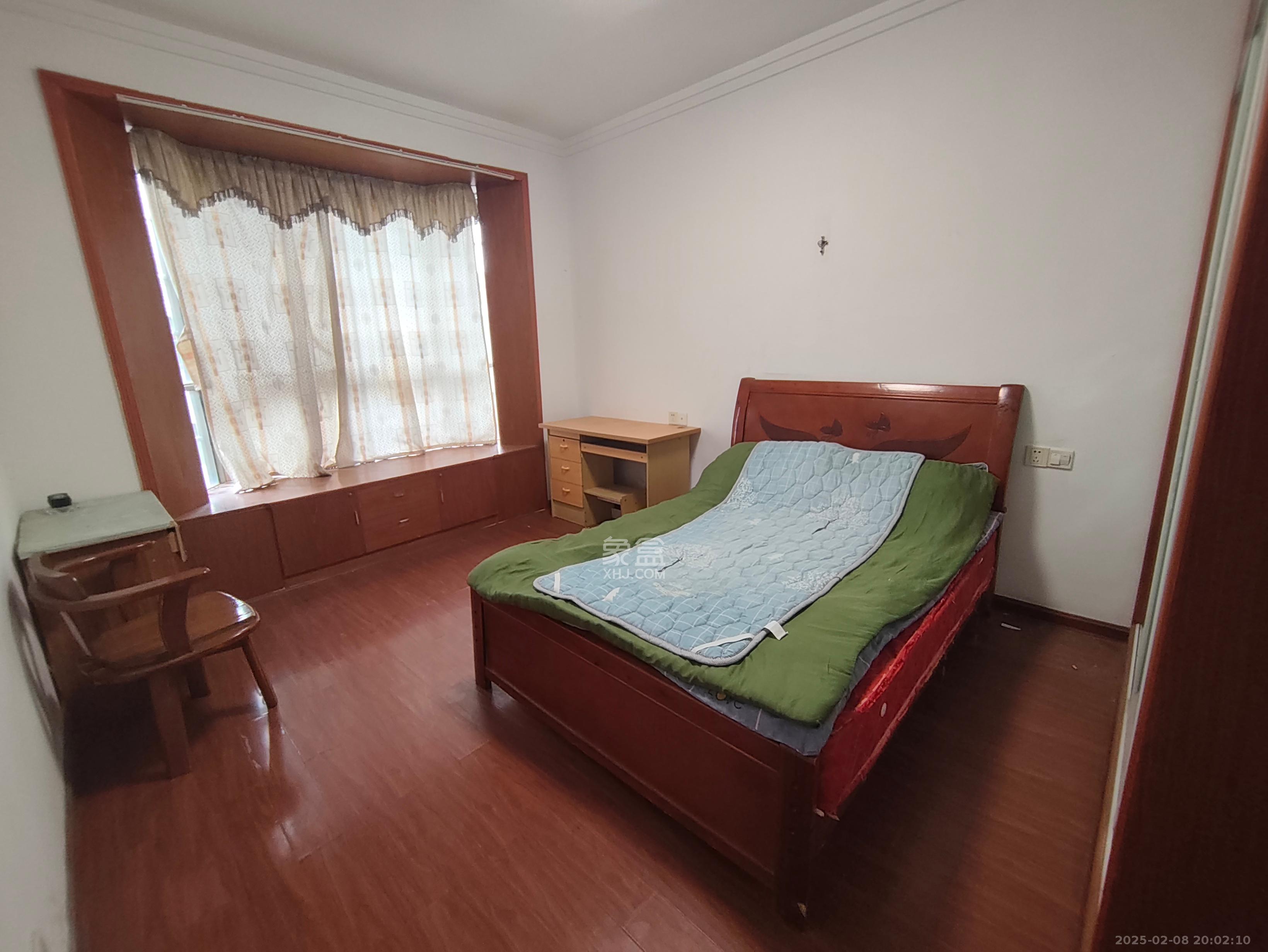 荷叶小区  3室2厅1卫   1500.00元/月室内图