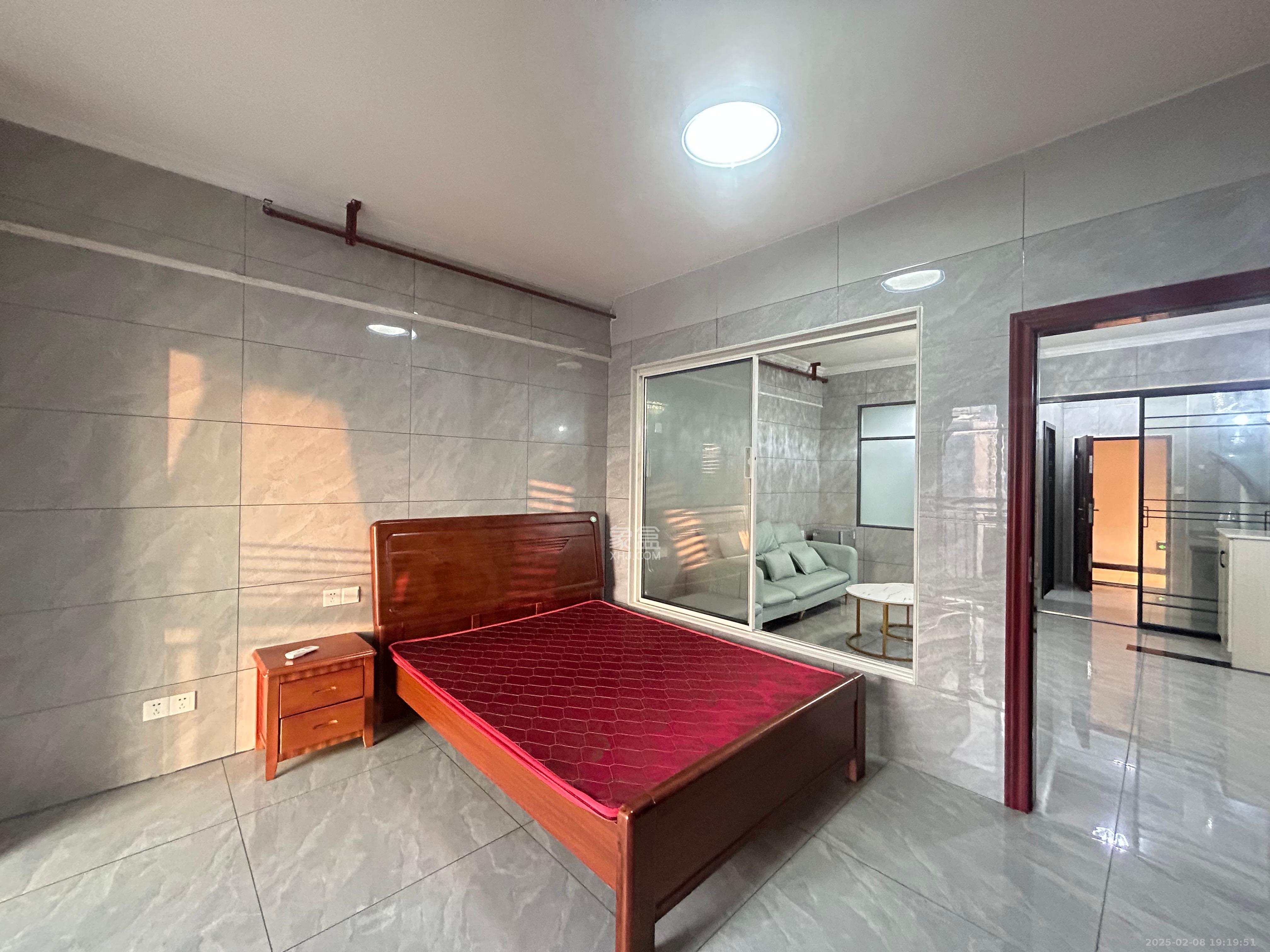 高升星光天地 1室1厅1卫 2200.0元/月 高升星光天地 1室1厅1卫 2200.0元/月室内图